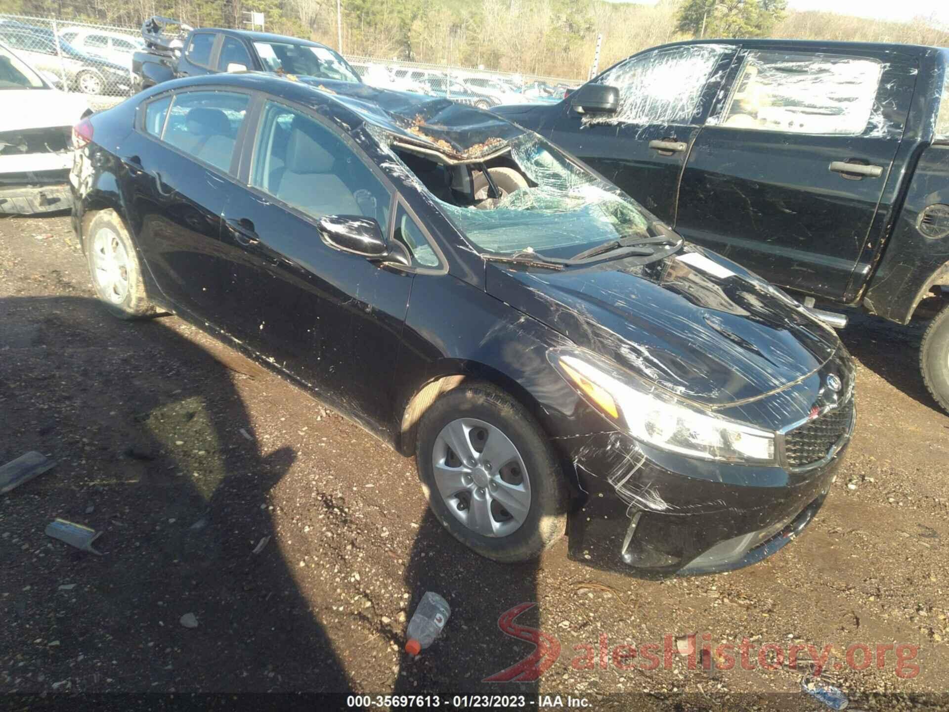 3KPFK4A74HE149747 2017 KIA FORTE