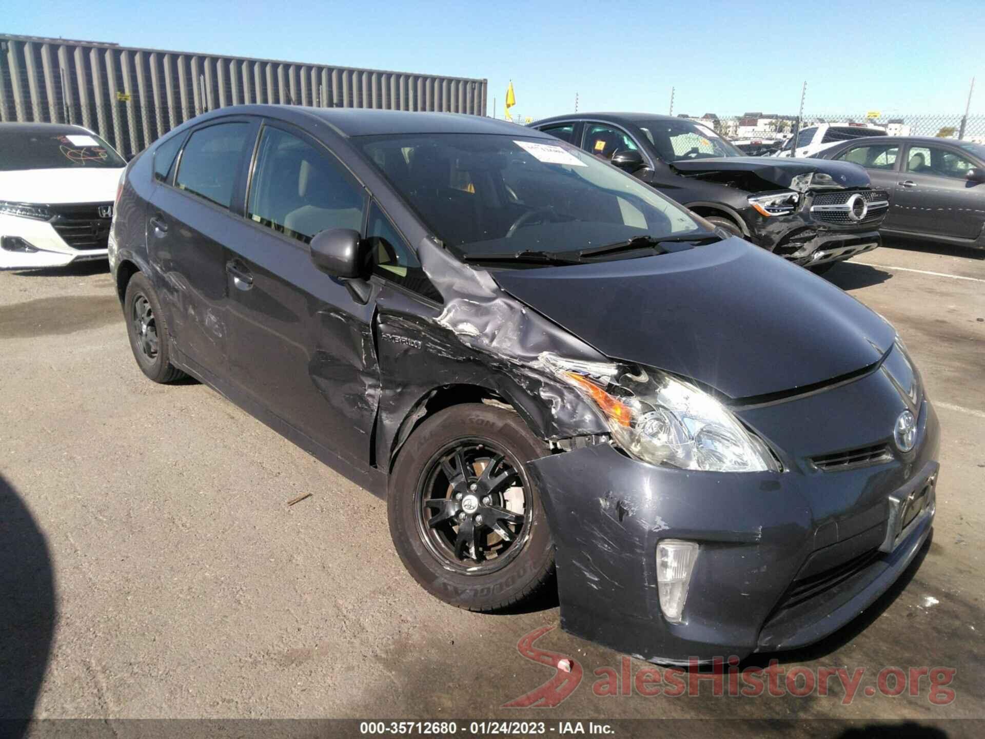 JTDKN3DU4F1907622 2015 TOYOTA PRIUS