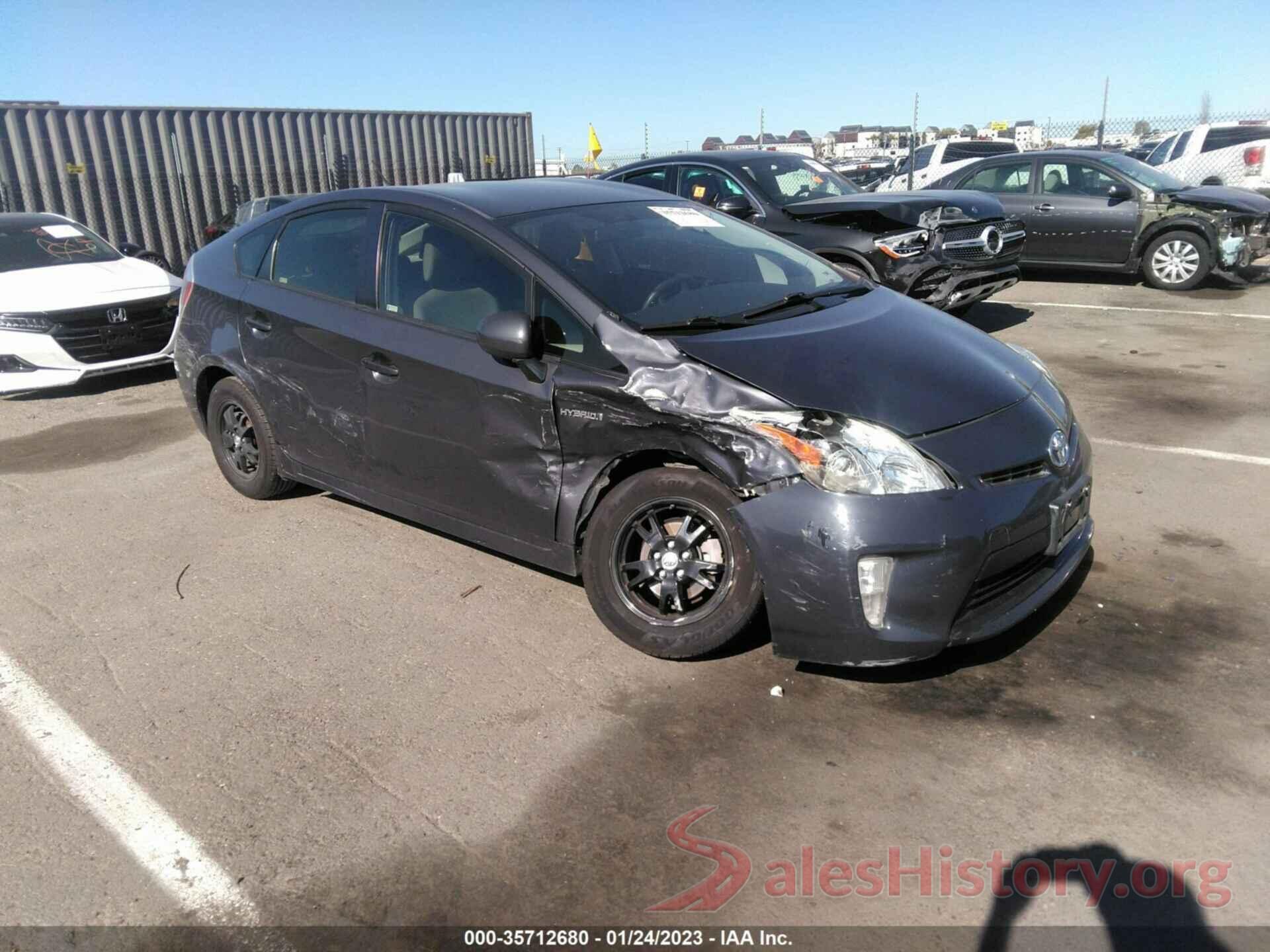 JTDKN3DU4F1907622 2015 TOYOTA PRIUS