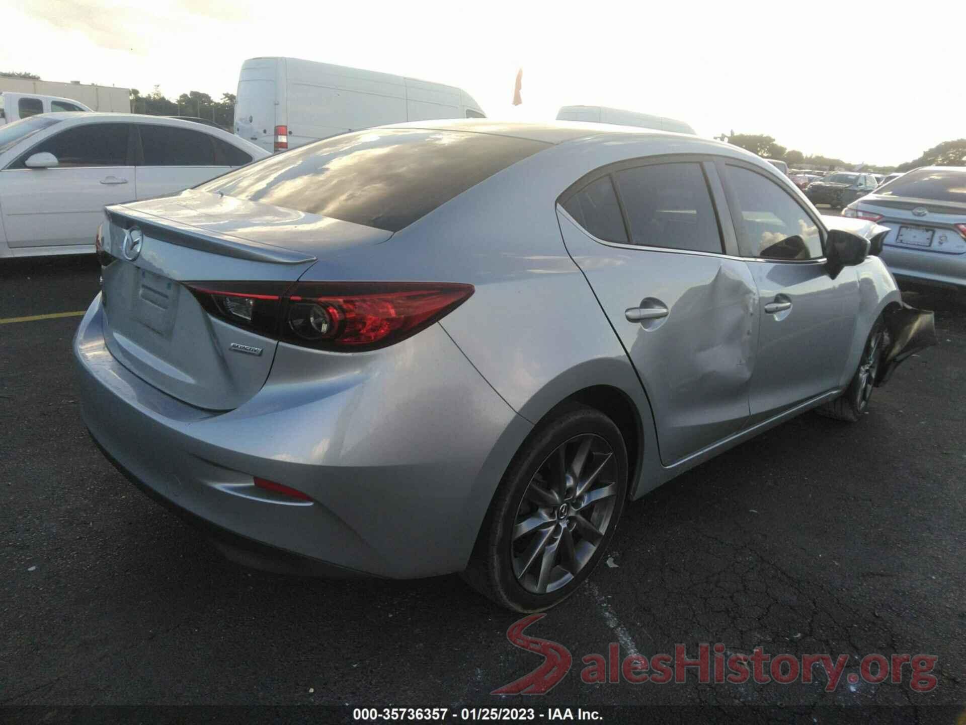 3MZBN1V35JM220586 2018 MAZDA MAZDA3 4-DOOR