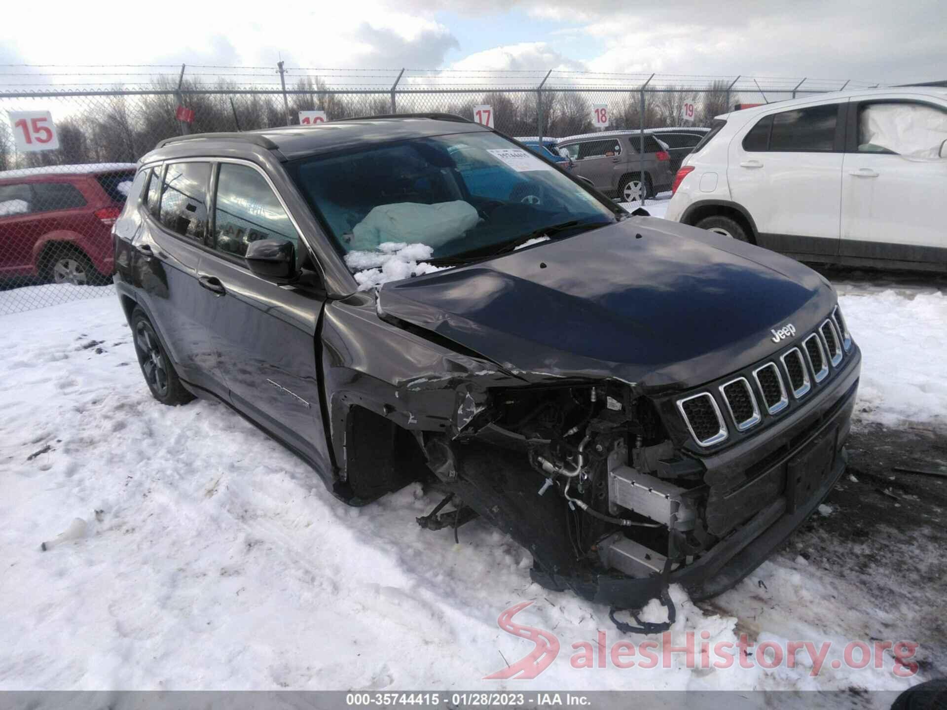 3C4NJDBB8JT492208 2018 JEEP COMPASS