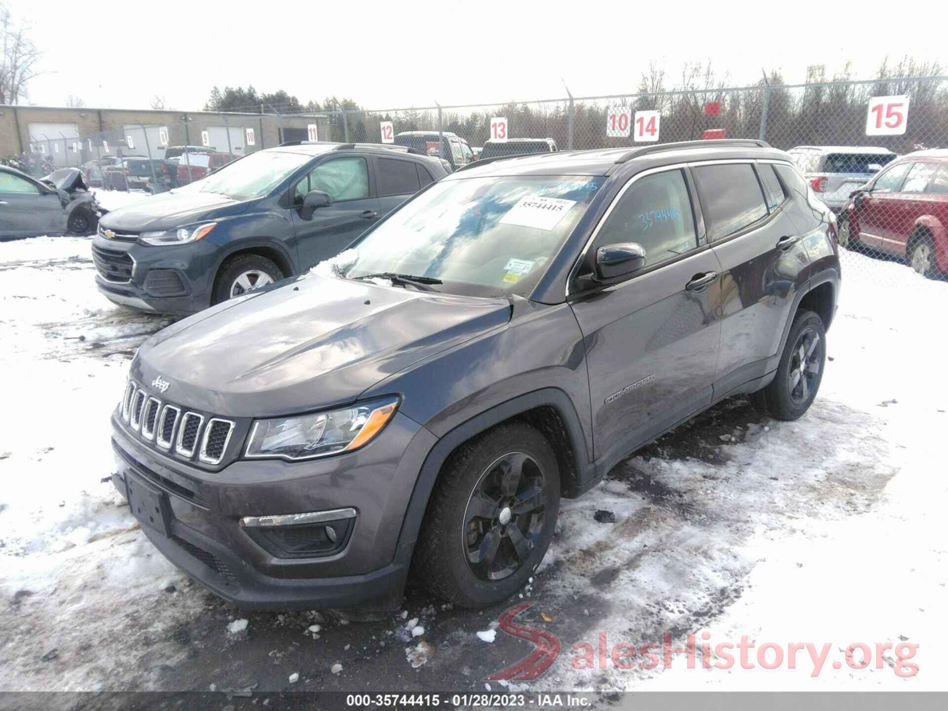 3C4NJDBB8JT492208 2018 JEEP COMPASS