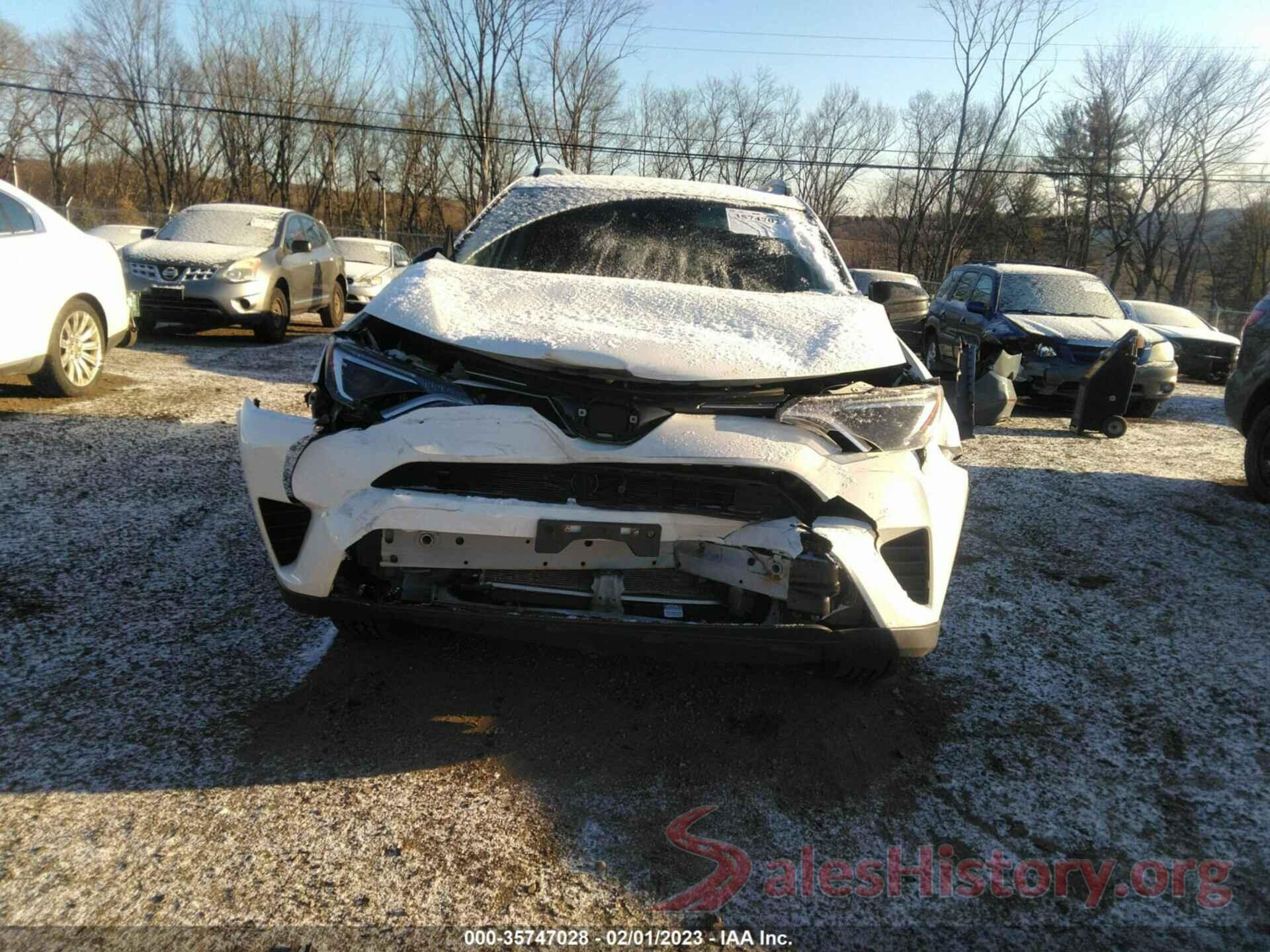 JTMBFREV2JJ718810 2018 TOYOTA RAV4