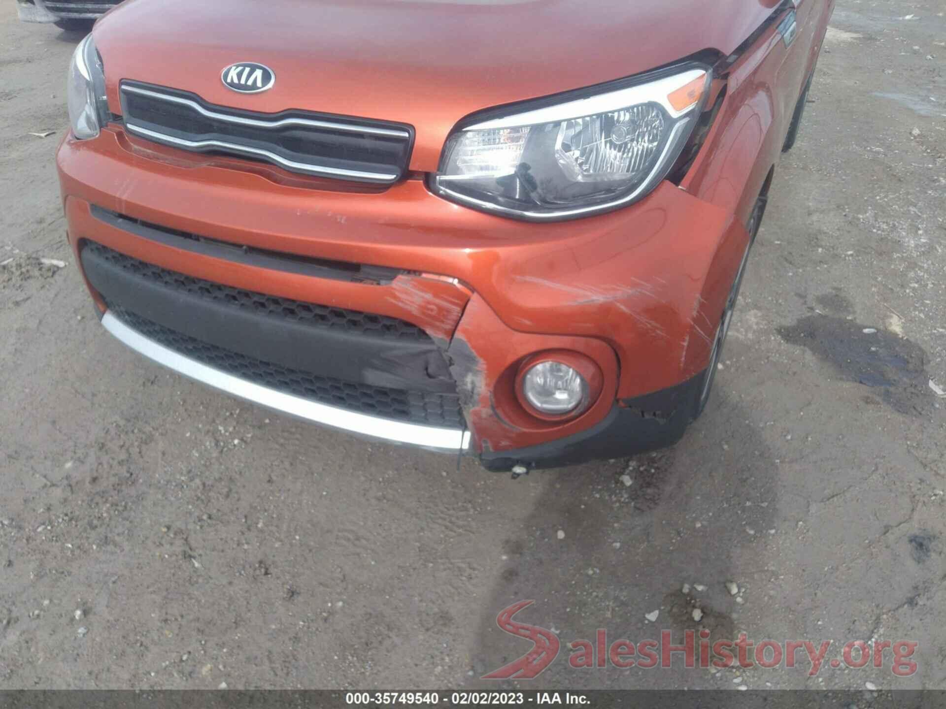 KNDJP3A56J7585560 2018 KIA SOUL