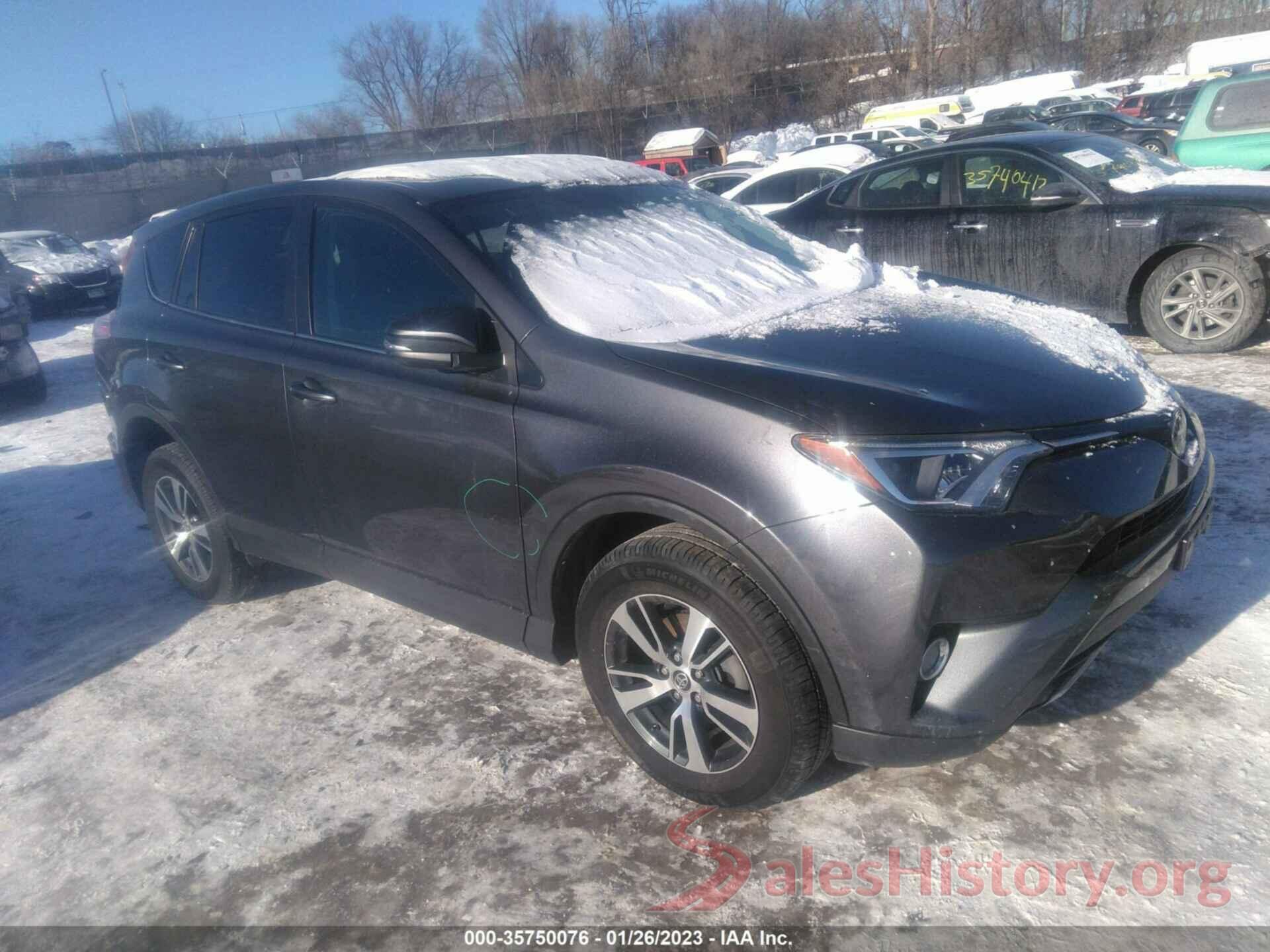 2T3RFREV2JW816946 2018 TOYOTA RAV4