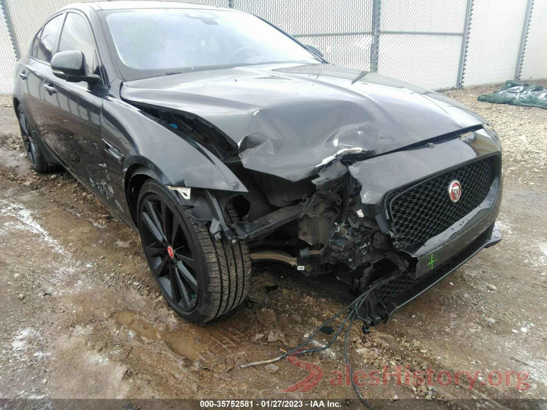 SAJAK4BV9HA965848 2017 JAGUAR XE