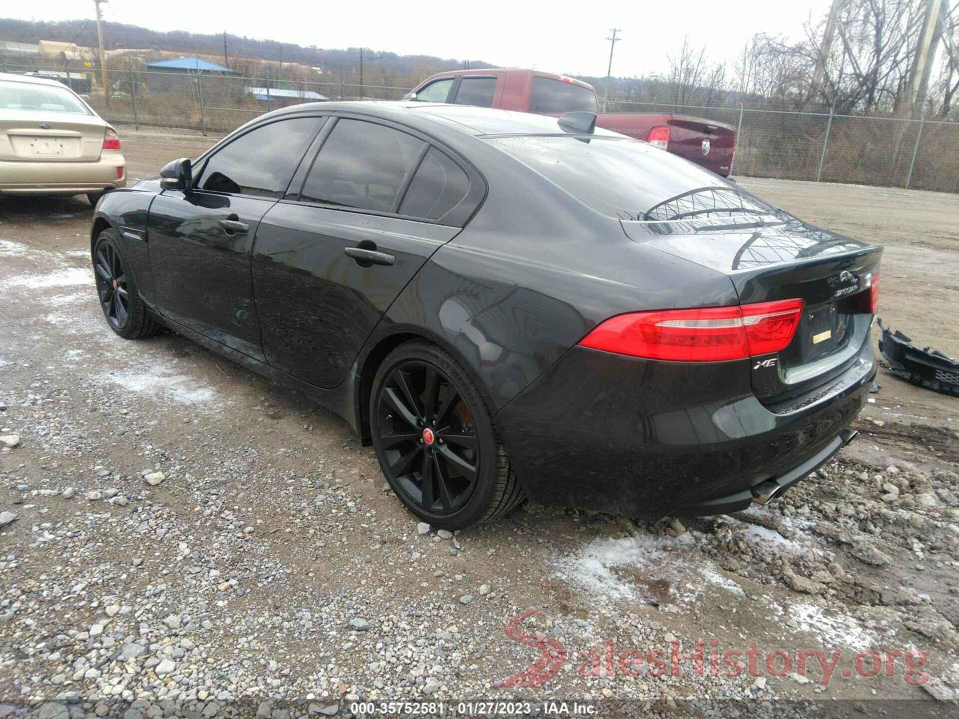 SAJAK4BV9HA965848 2017 JAGUAR XE