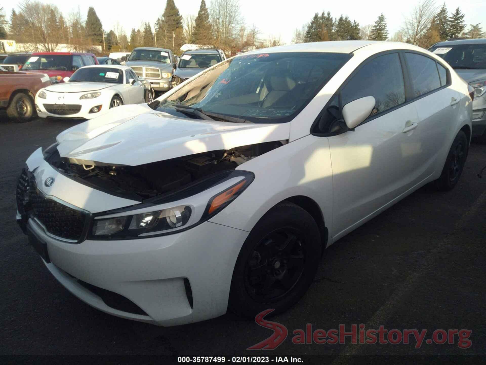 3KPFL4A72JE195354 2018 KIA FORTE