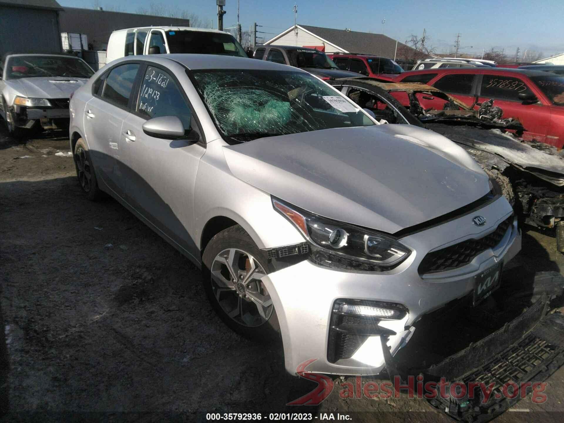 3KPF24AD9KE094242 2019 KIA FORTE