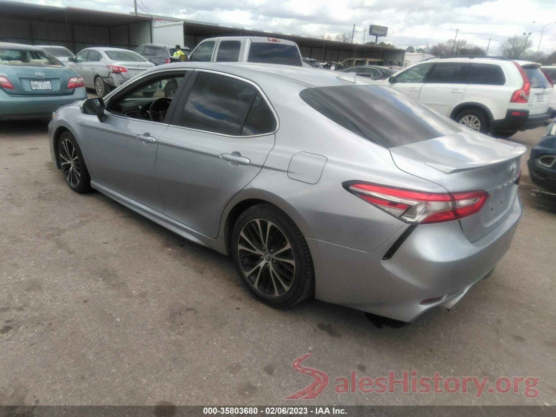 4T1B11HK7KU733963 2019 TOYOTA CAMRY