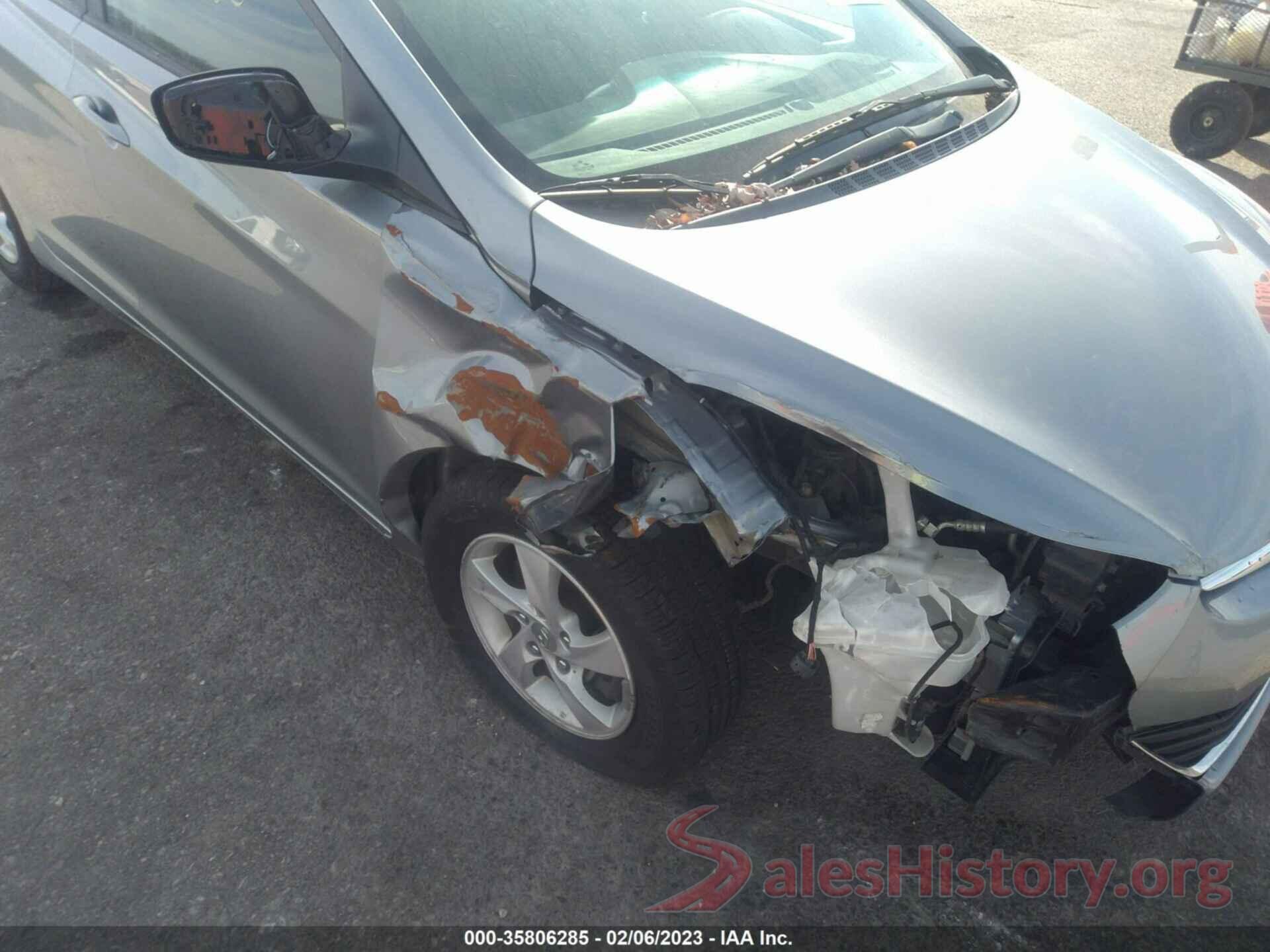 5NPDH4AE9FH579593 2015 HYUNDAI ELANTRA