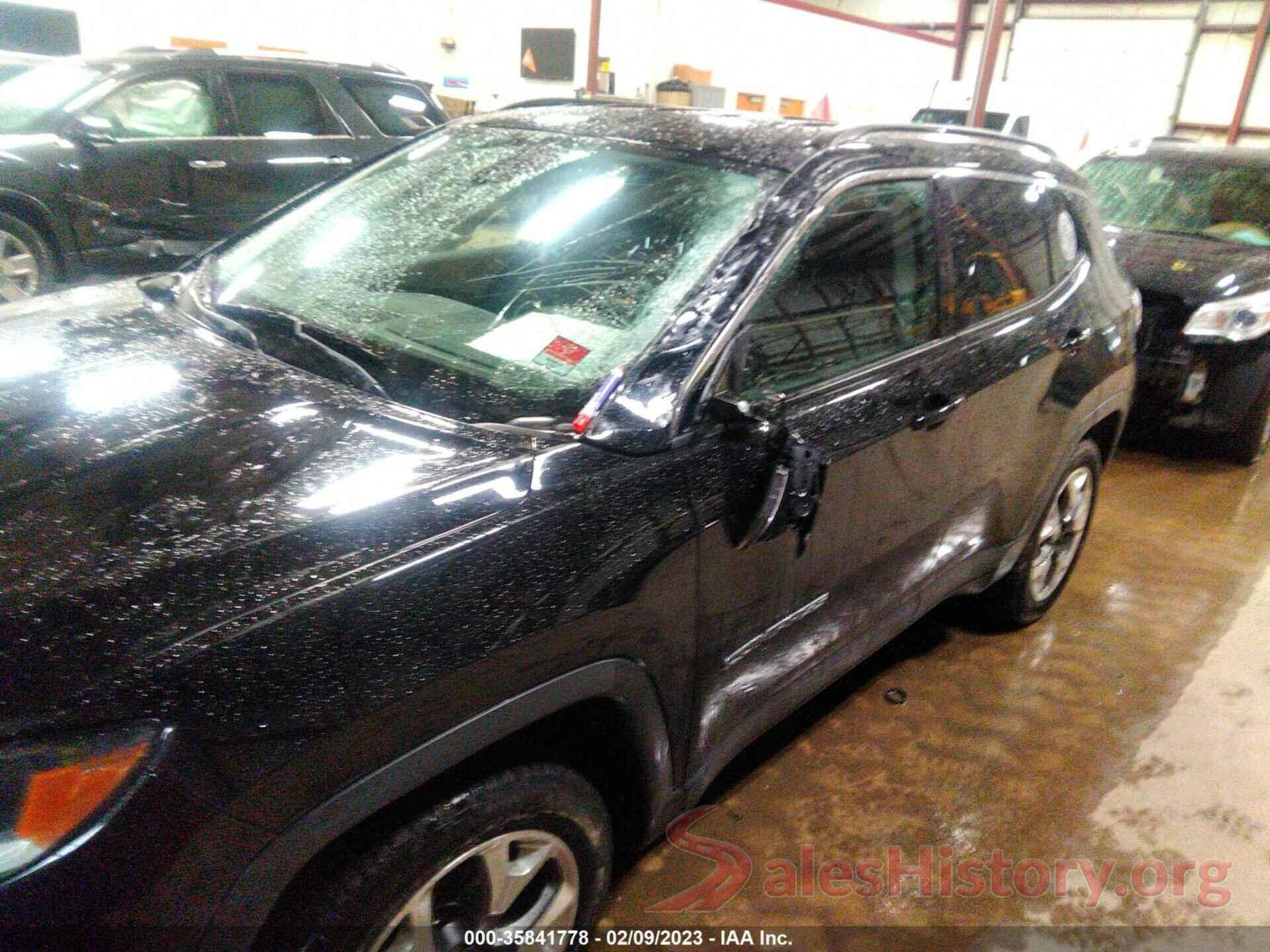 3C4NJDCB3JT146744 2018 JEEP COMPASS