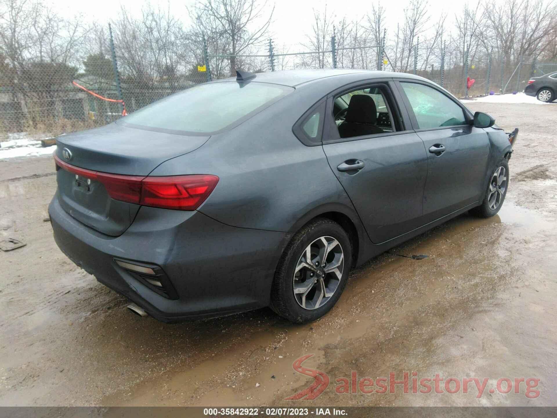 3KPF24AD1KE121725 2019 KIA FORTE