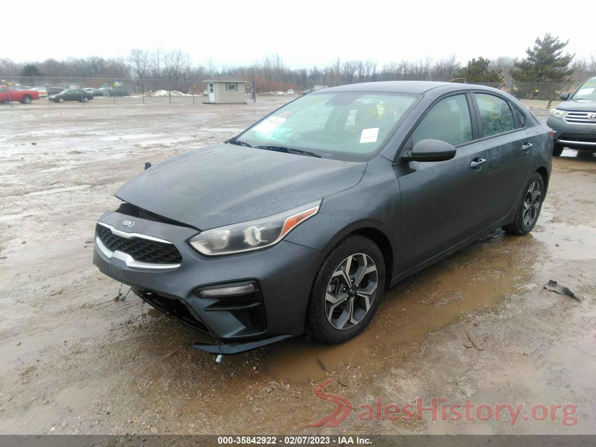 3KPF24AD1KE121725 2019 KIA FORTE