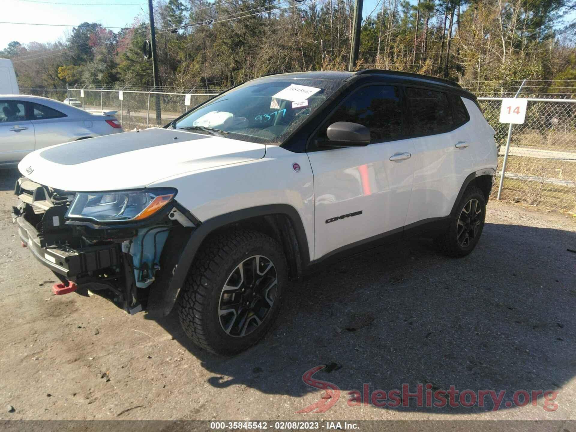 3C4NJDDB3KT659377 2019 JEEP COMPASS