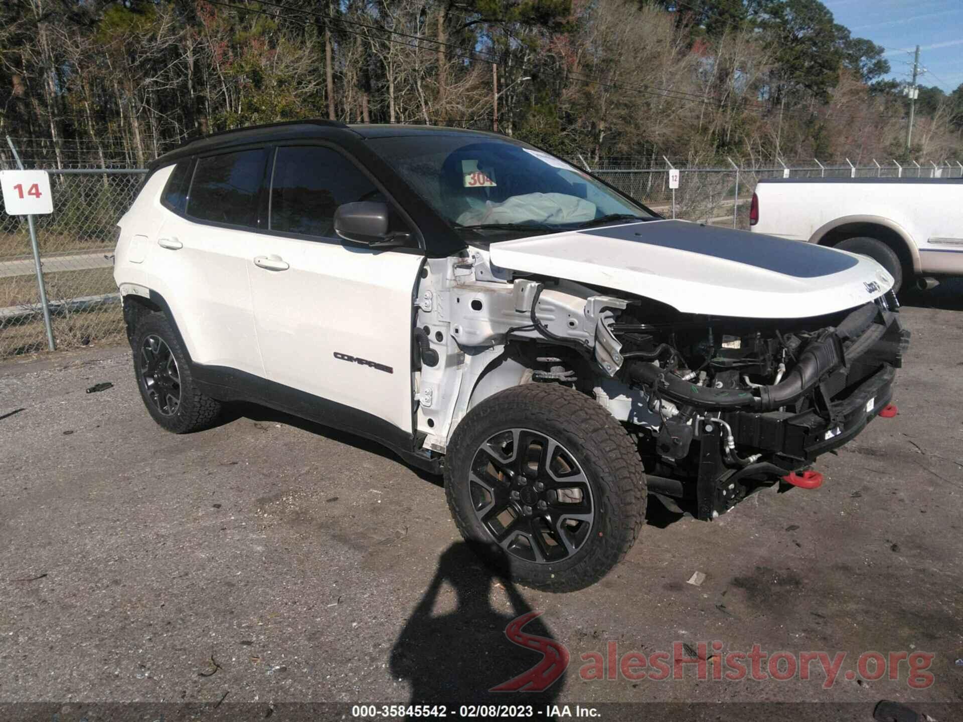 3C4NJDDB3KT659377 2019 JEEP COMPASS