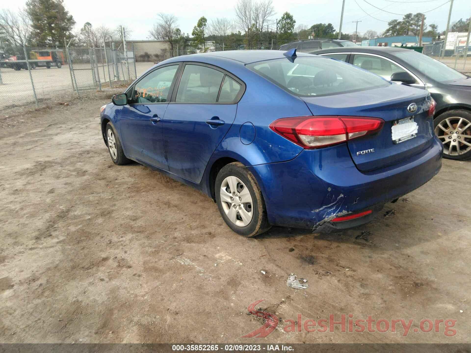 3KPFK4A76HE074307 2017 KIA FORTE