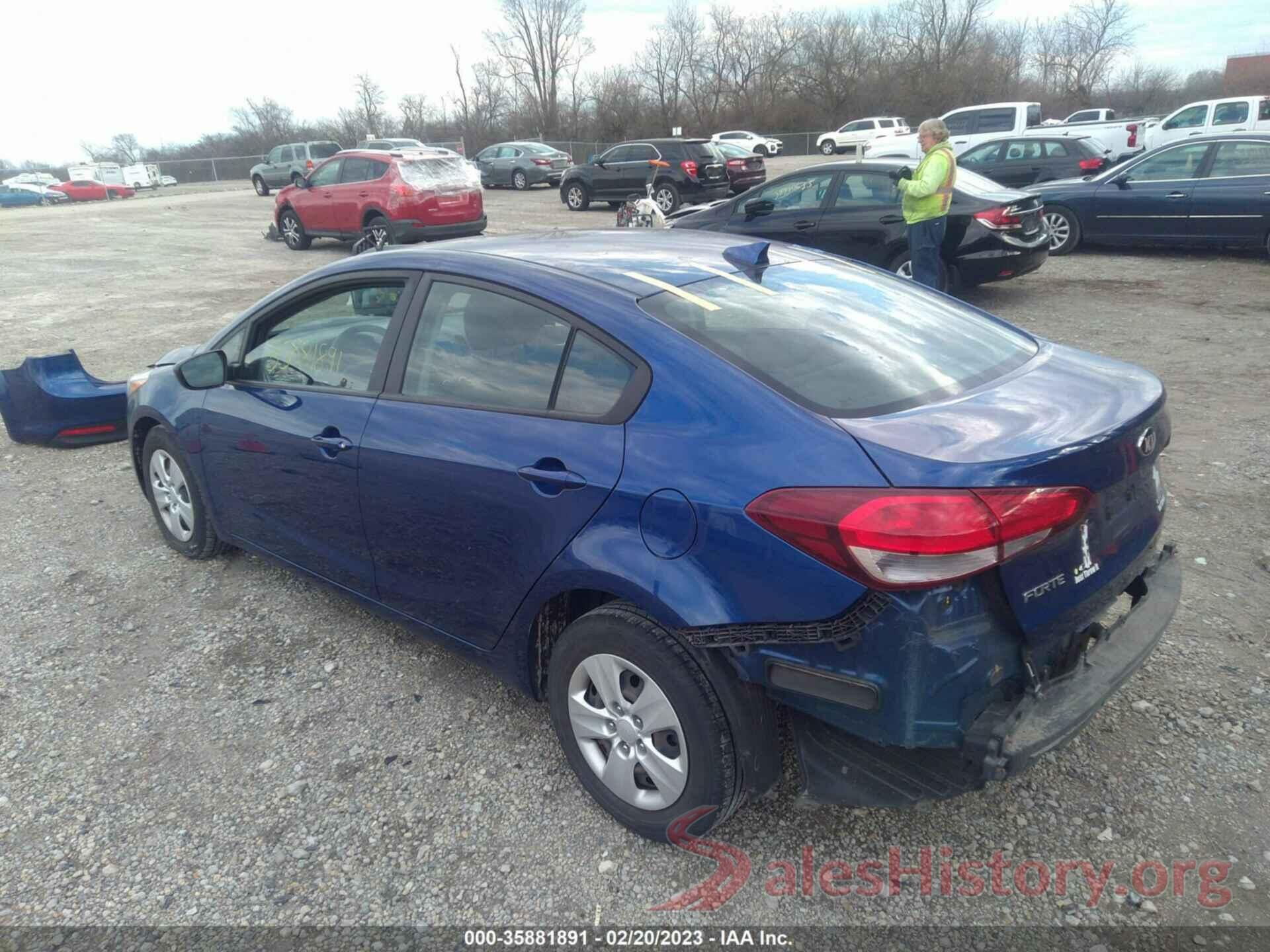 3KPFL4A79JE199143 2018 KIA FORTE