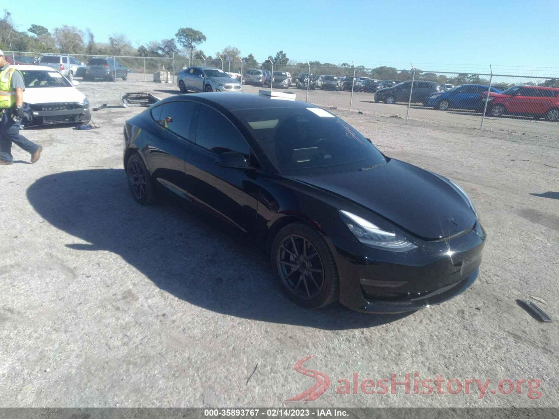 5YJ3E1EB1KF199143 2019 TESLA MODEL 3