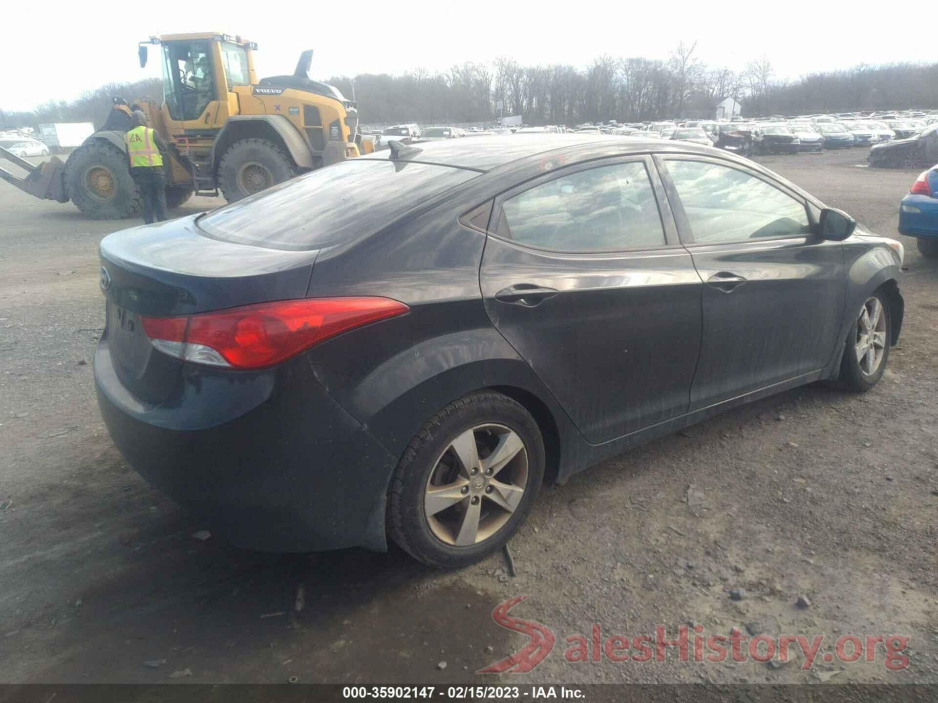 5NPDH4AE3DH276564 2013 HYUNDAI ELANTRA