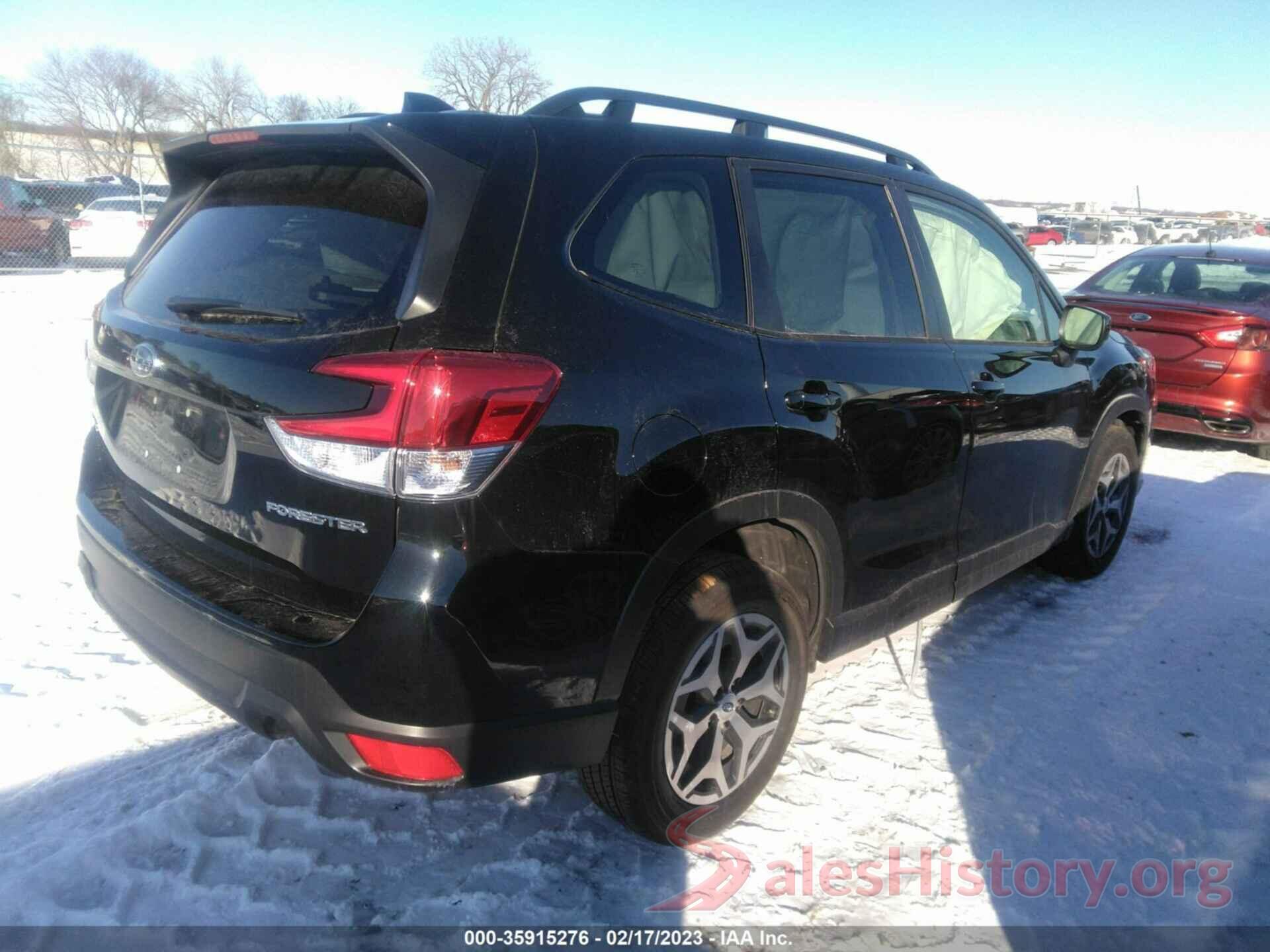 JF2SKAEC7NH481693 2022 SUBARU FORESTER