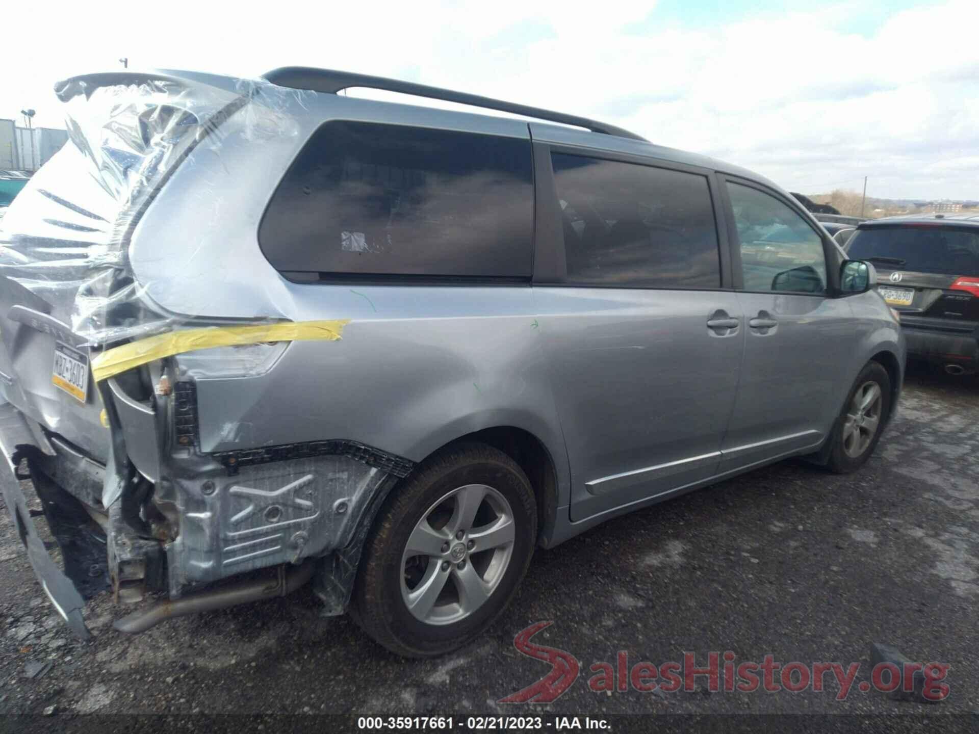 5TDKZ3DC9HS897879 2017 TOYOTA SIENNA