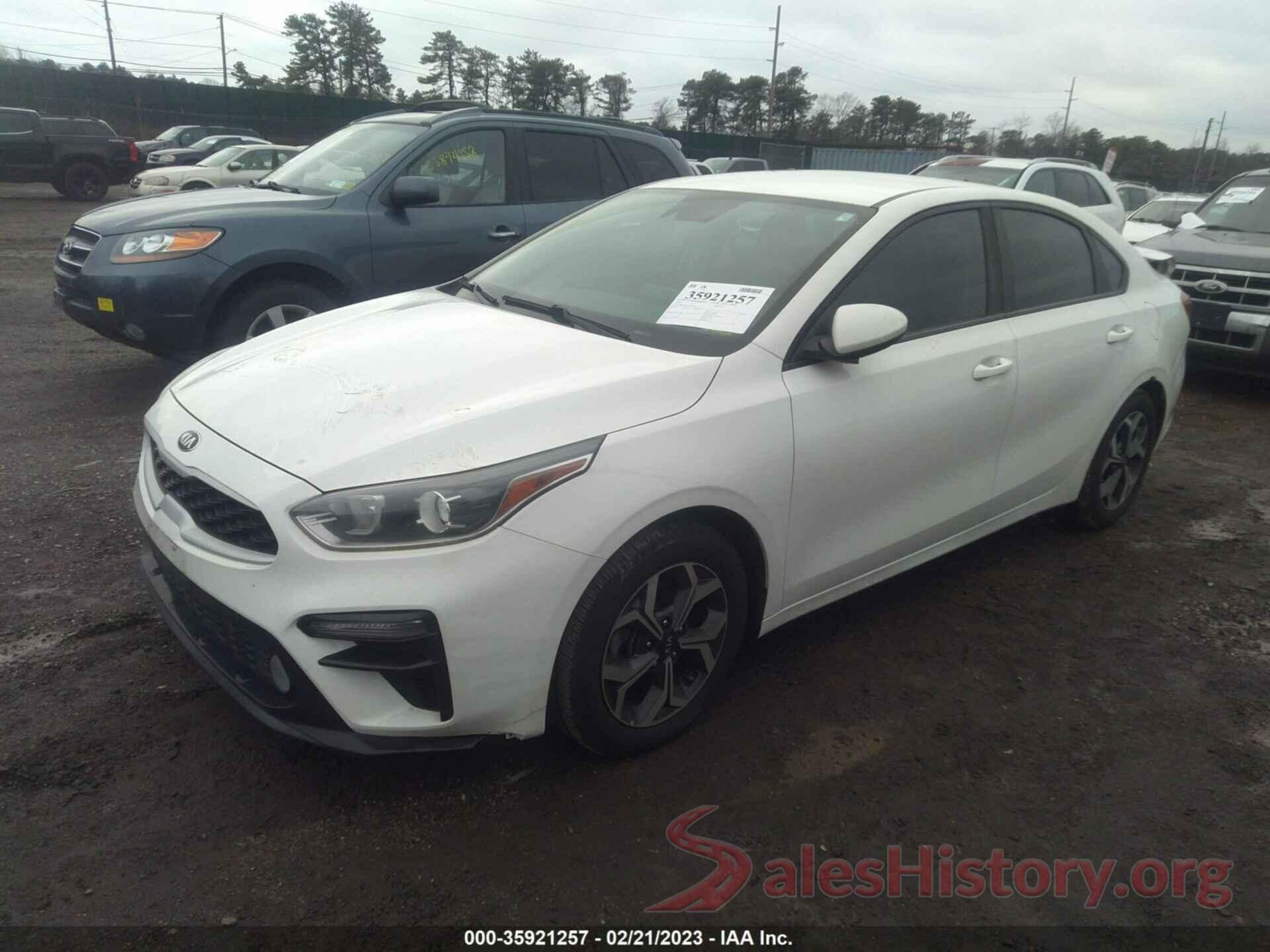 3KPF24AD8KE078940 2019 KIA FORTE