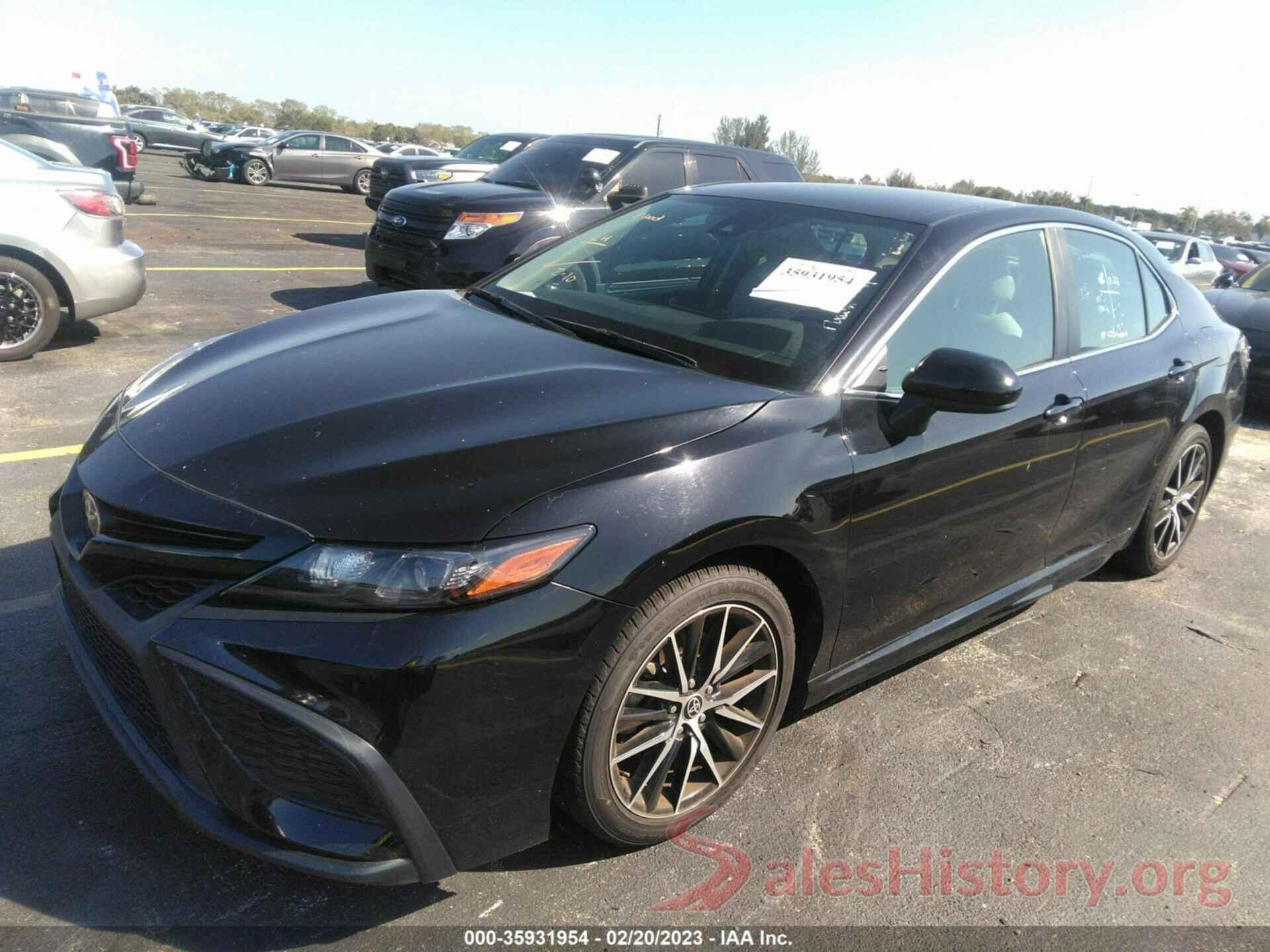 4T1G11AK7MU414209 2021 TOYOTA CAMRY