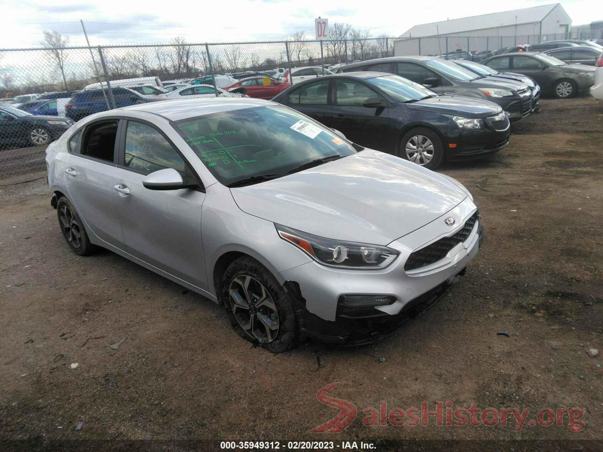 3KPF24AD4KE054599 2019 KIA FORTE