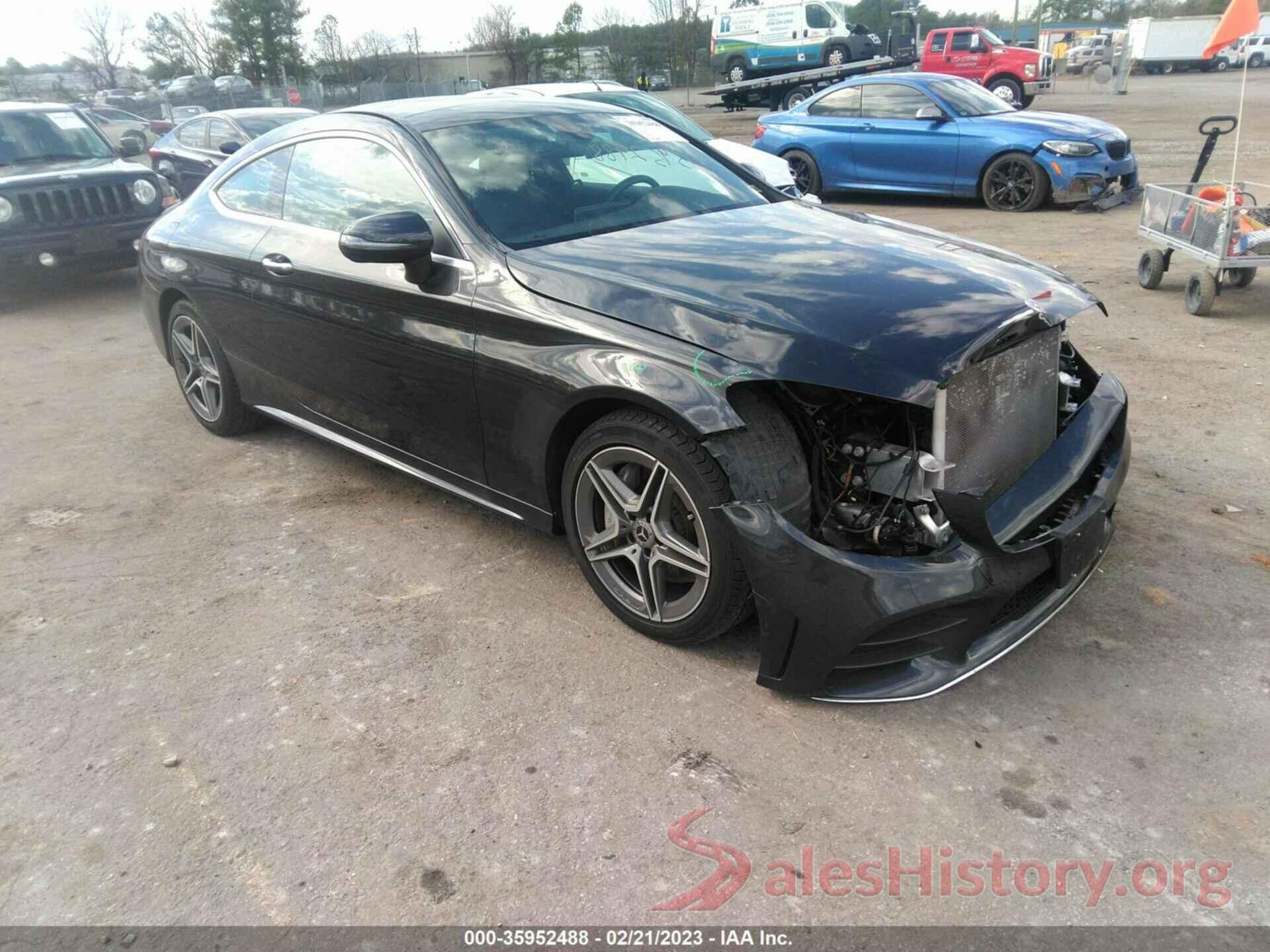 WDDWJ8EB2KF808369 2019 MERCEDES-BENZ C-CLASS