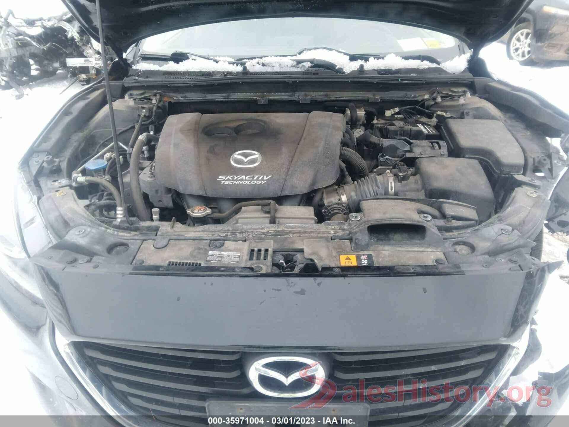 3MZBN1V32JM264674 2018 MAZDA MAZDA3 4-DOOR