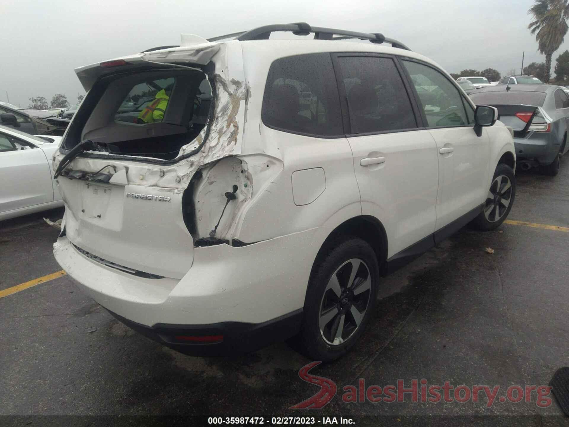 JF2SJADC0JH437727 2018 SUBARU FORESTER