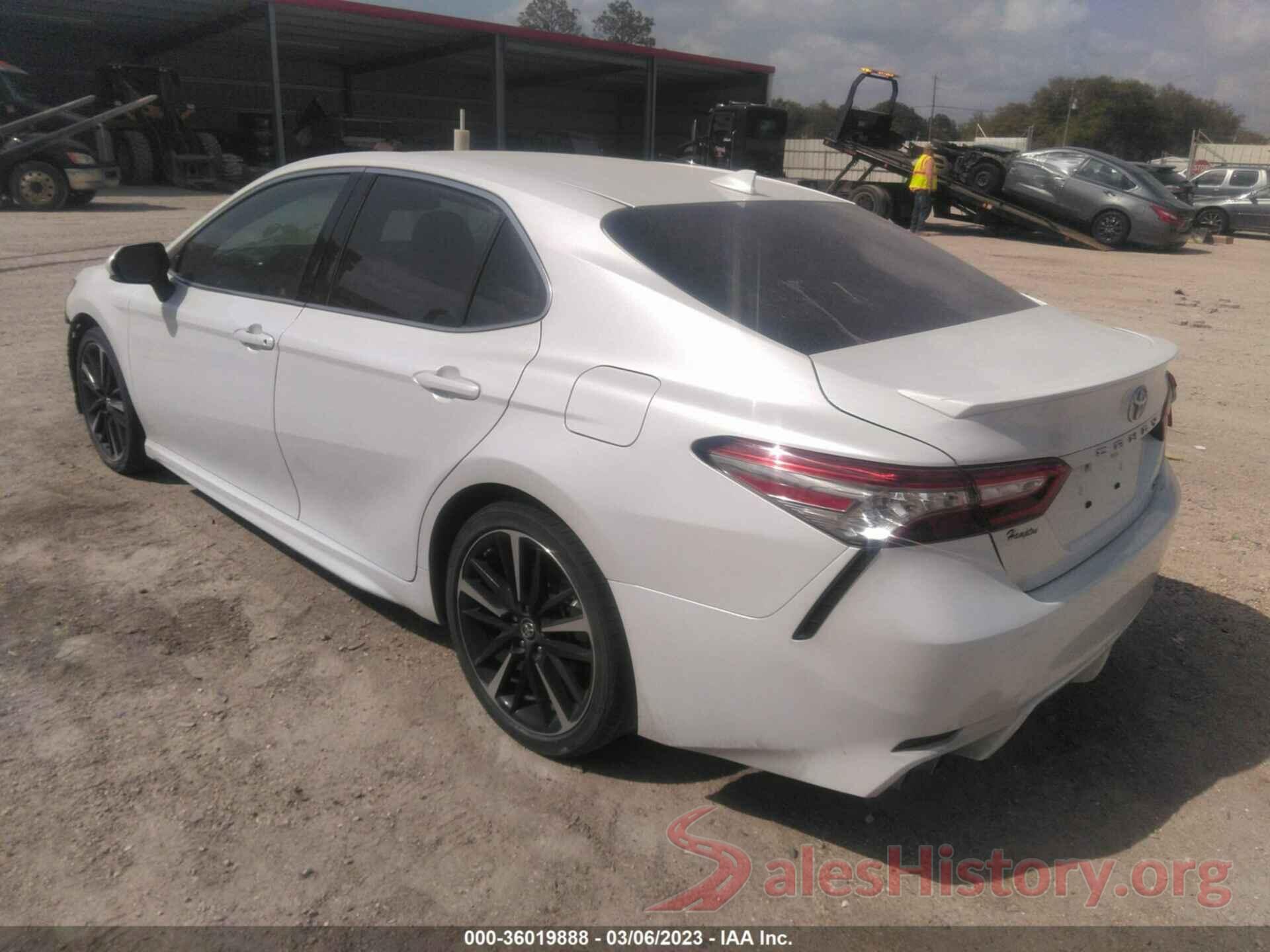 4T1B61HK2KU793425 2019 TOYOTA CAMRY