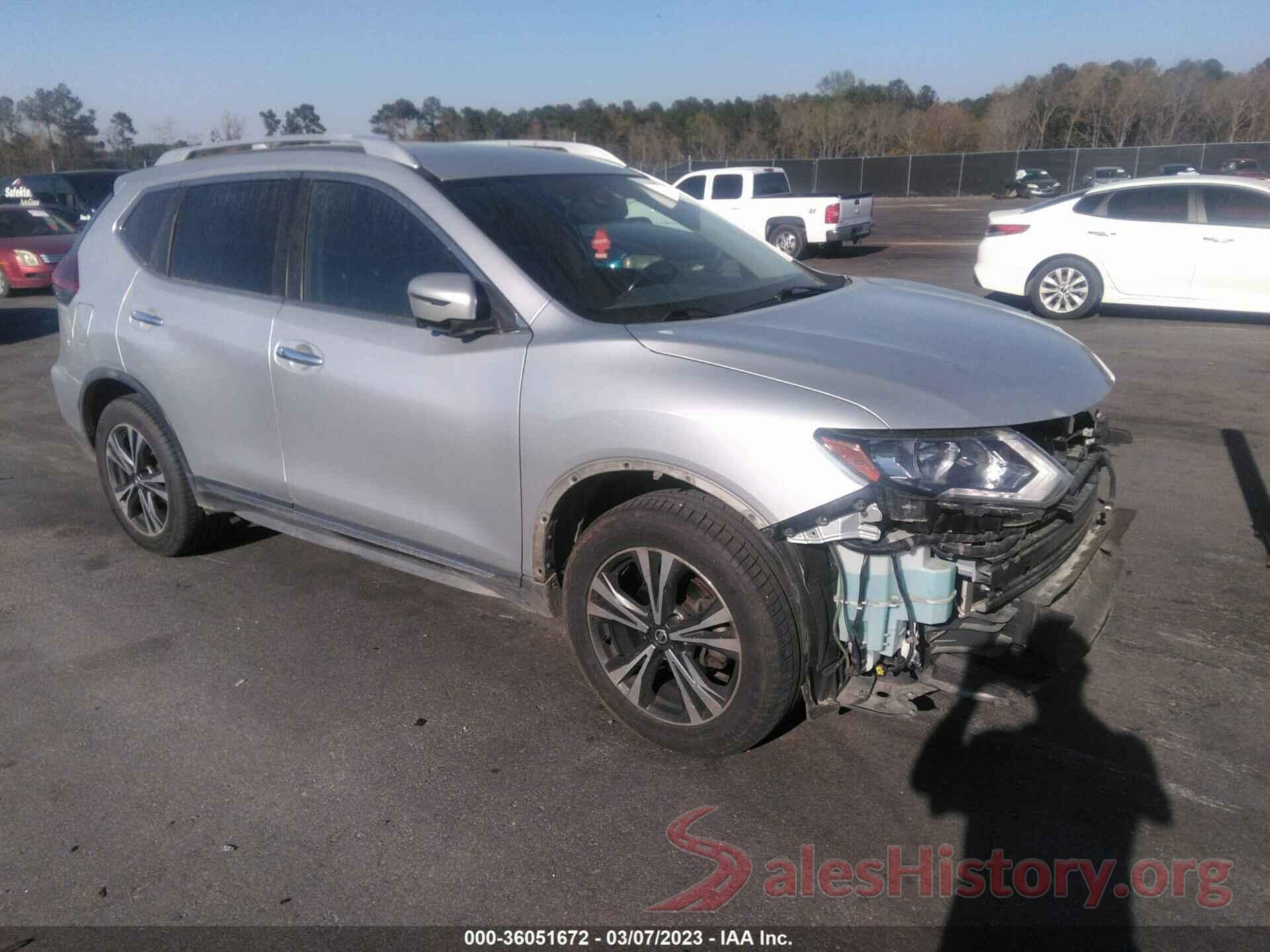 JN8AT2MT2JW457584 2018 NISSAN ROGUE