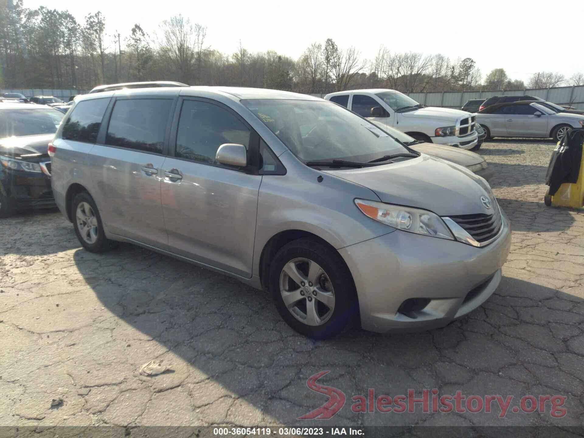 5TDKA3DC4CS015937 2012 TOYOTA SIENNA