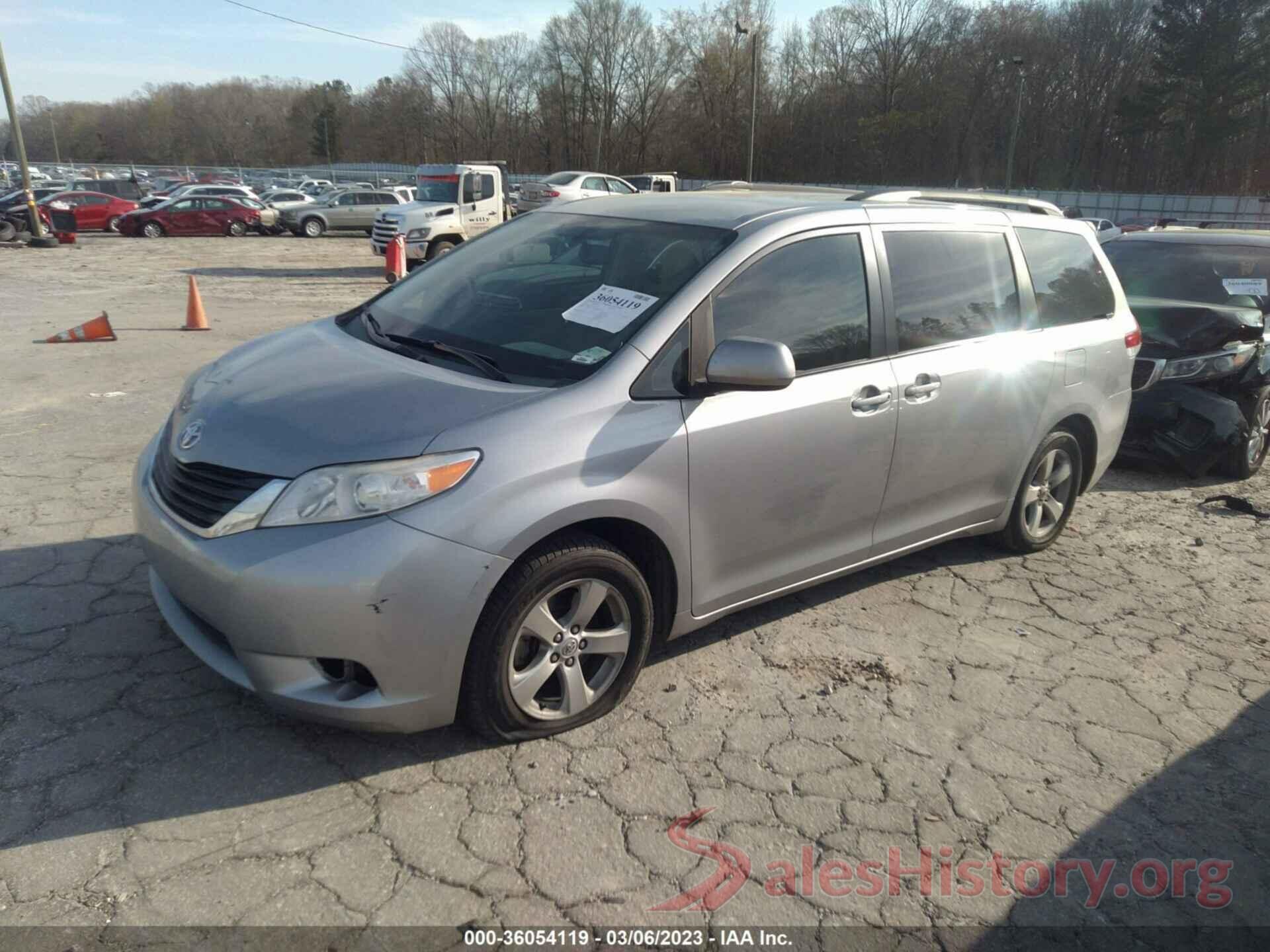 5TDKA3DC4CS015937 2012 TOYOTA SIENNA