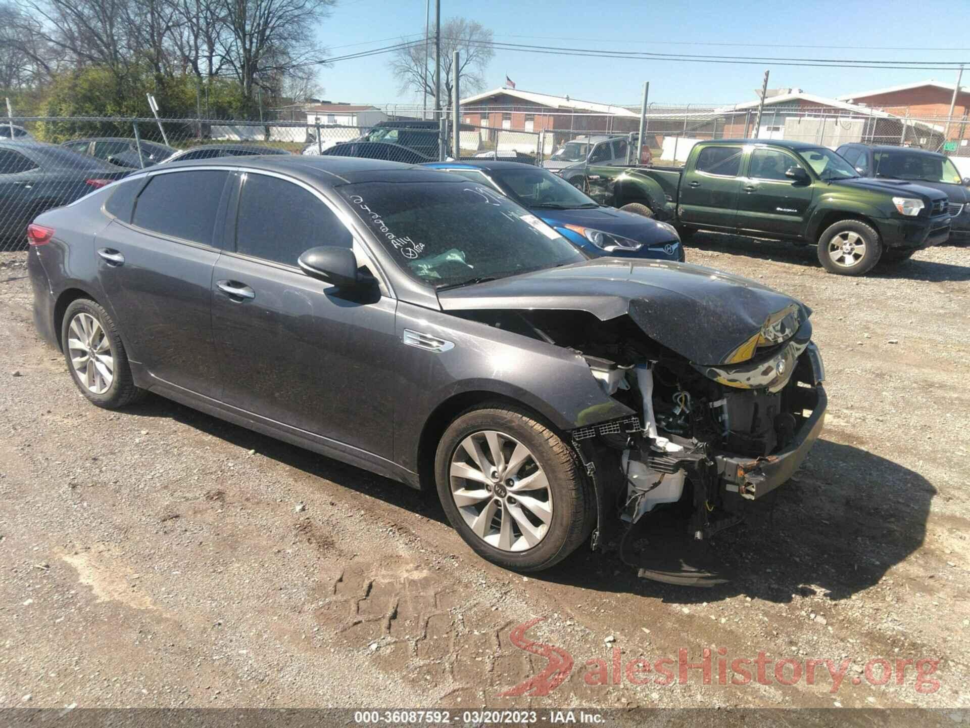 5XXGT4L30JG242922 2018 KIA OPTIMA