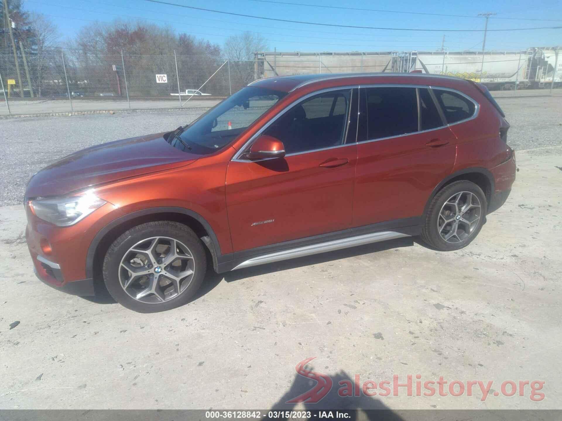 WBXHT3C32J5K27201 2018 BMW X1