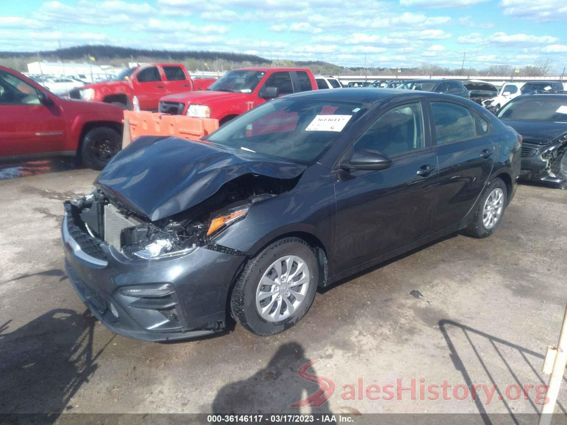 3KPF24AD4KE137742 2019 KIA FORTE