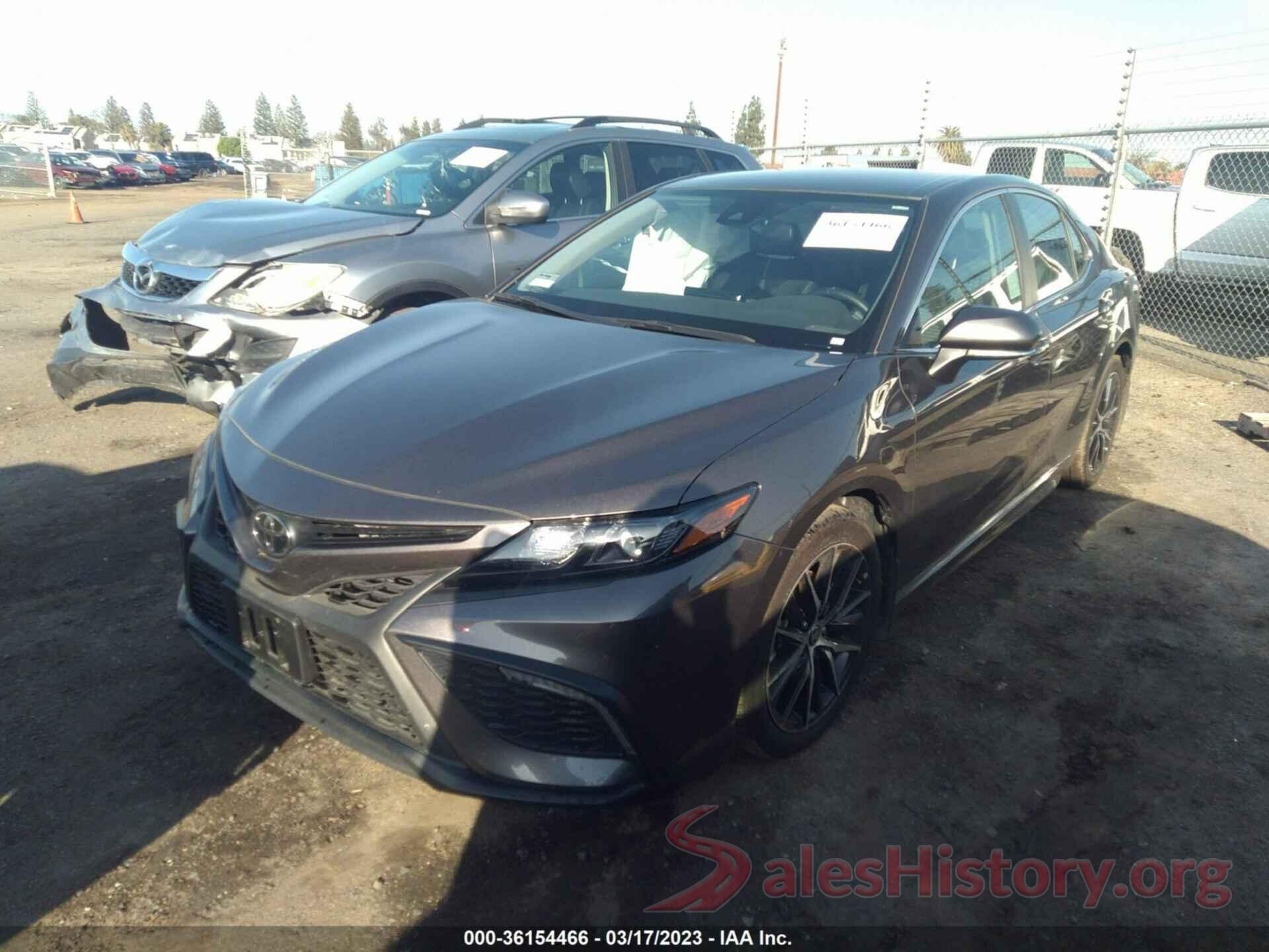 4T1G11AK3NU687391 2022 TOYOTA CAMRY