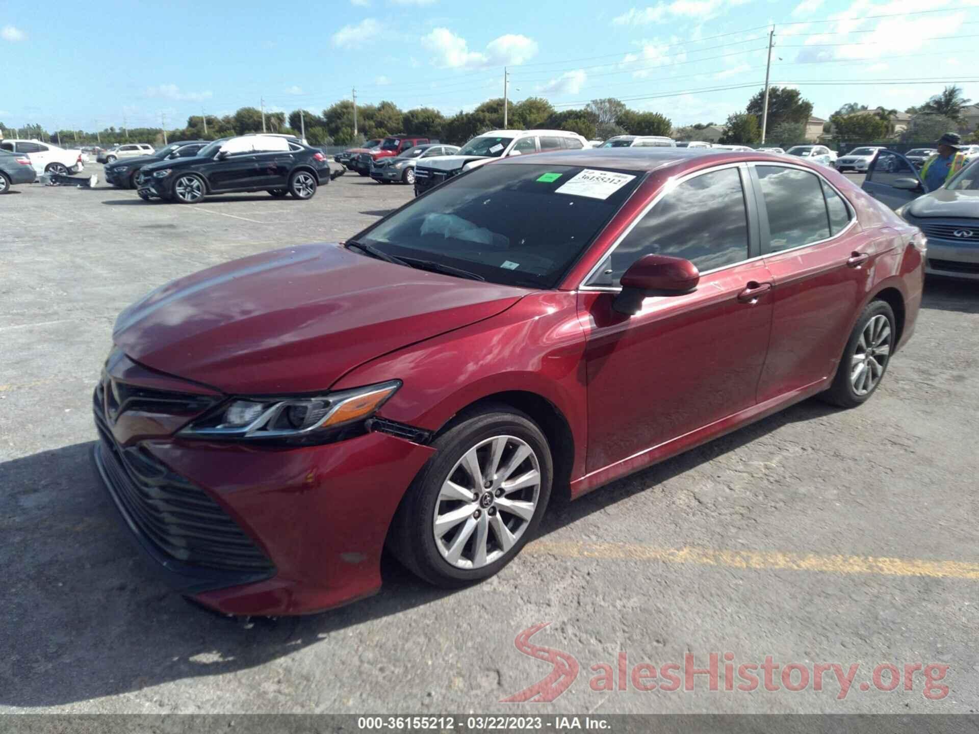 4T1B11HK2KU681156 2019 TOYOTA CAMRY