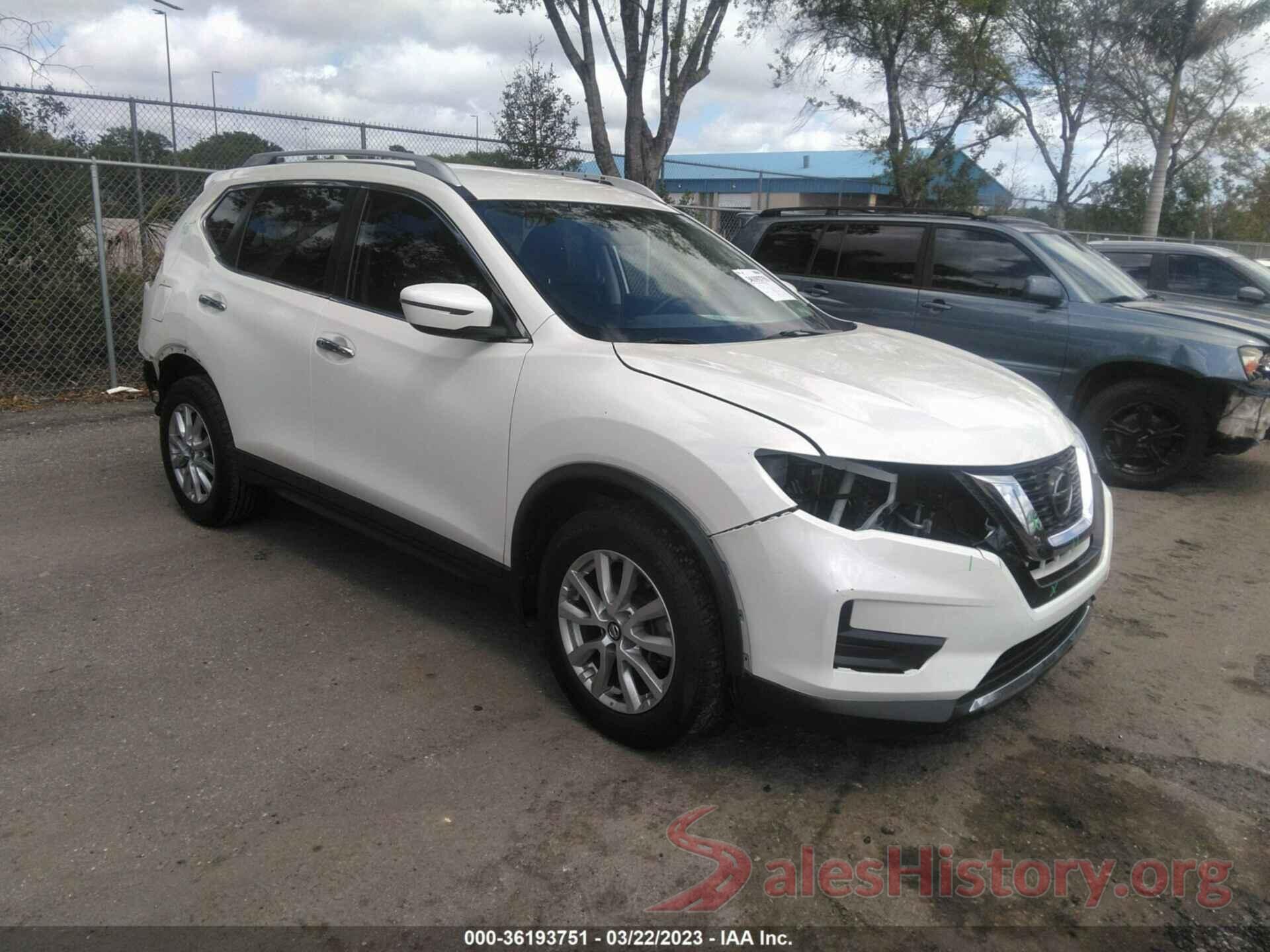 KNMAT2MT3JP607661 2018 NISSAN ROGUE