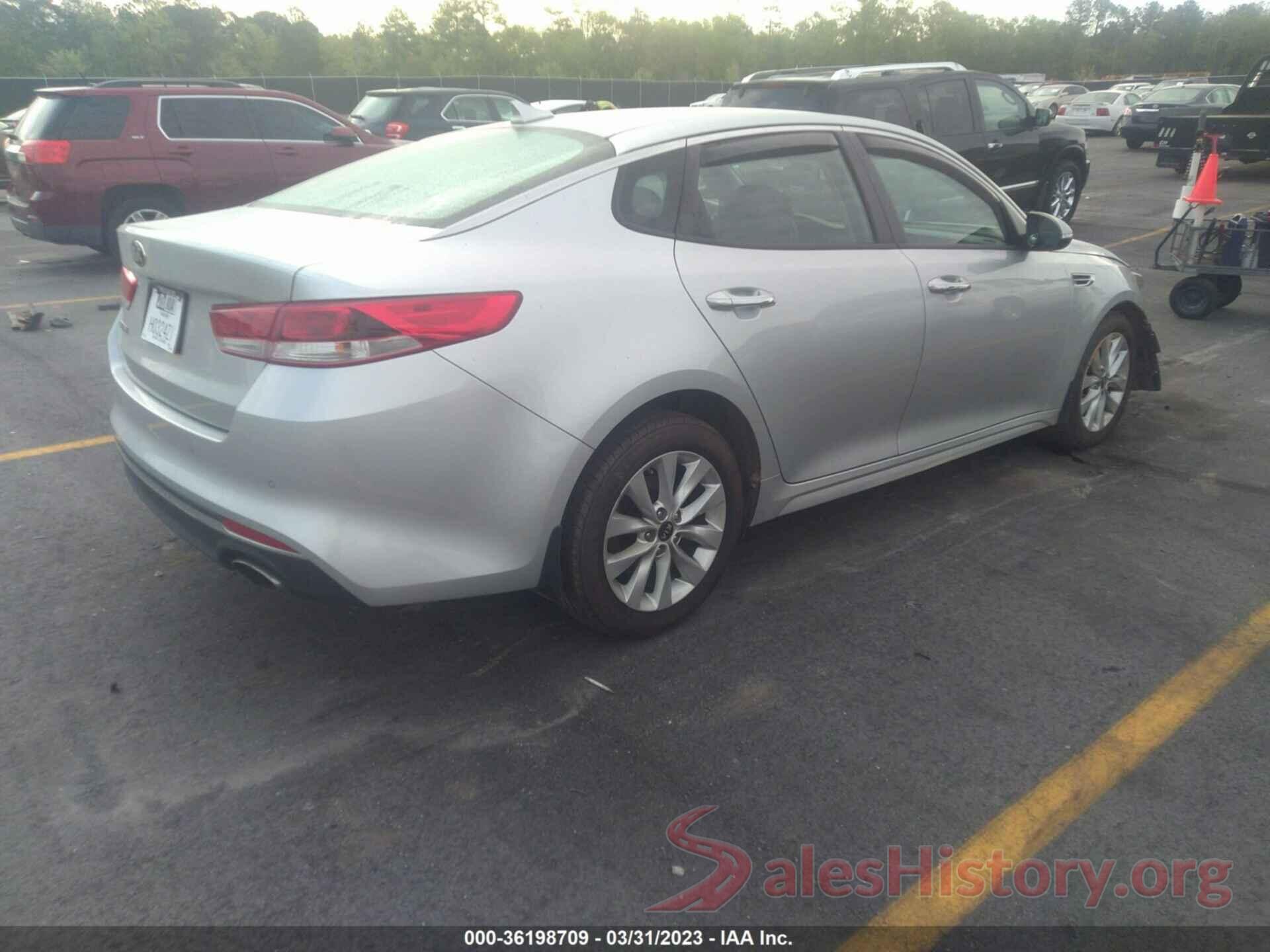 5XXGT4L32JG252559 2018 KIA OPTIMA