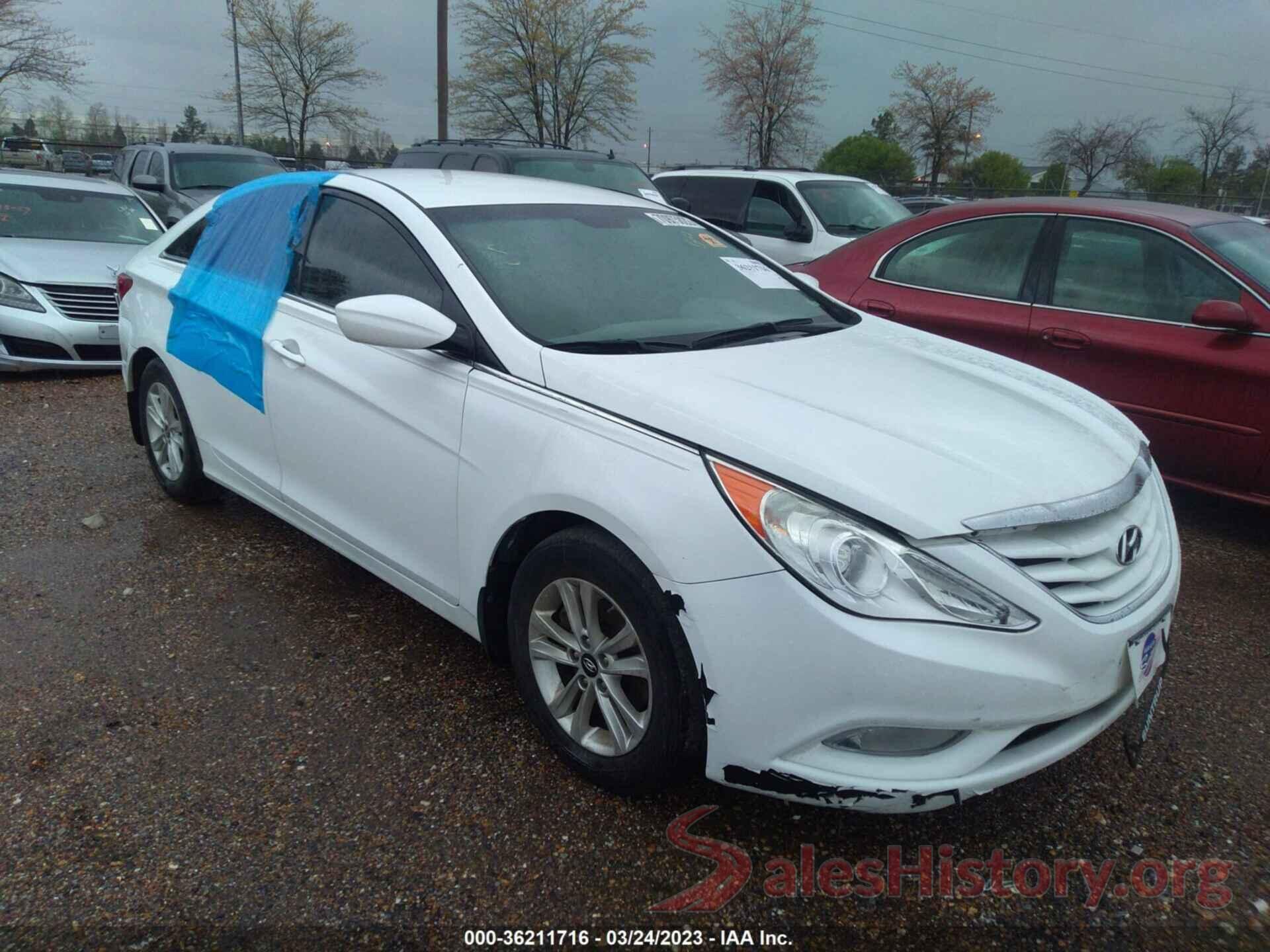 5NPEB4AC3DH574570 2013 HYUNDAI SONATA