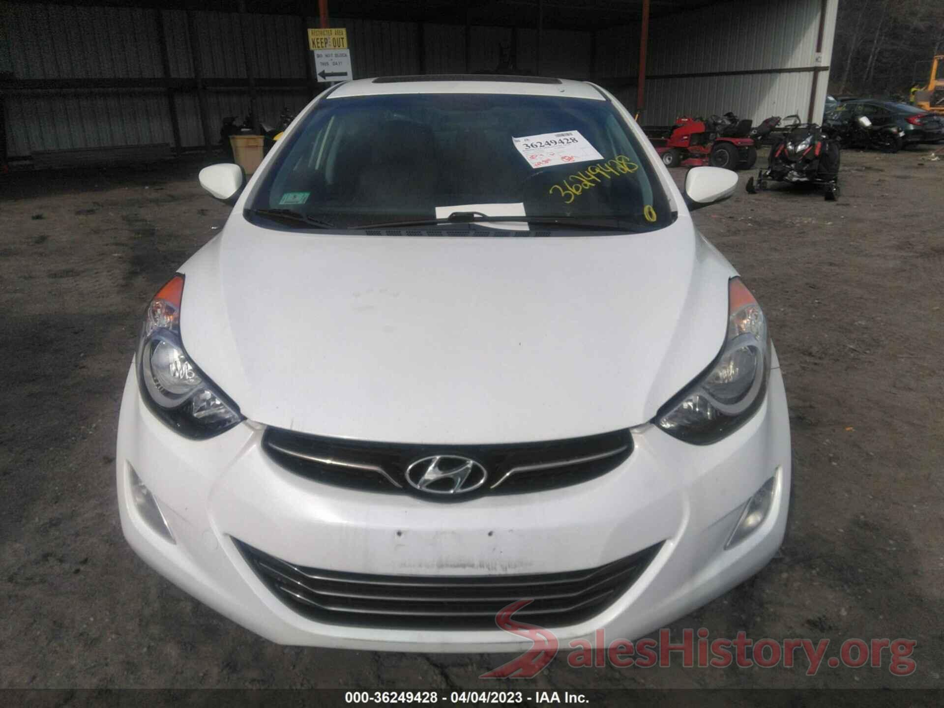 5NPDH4AE4DH404021 2013 HYUNDAI ELANTRA