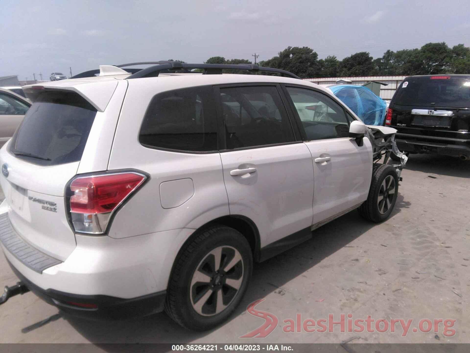 JF2SJADC7HH563416 2017 SUBARU FORESTER