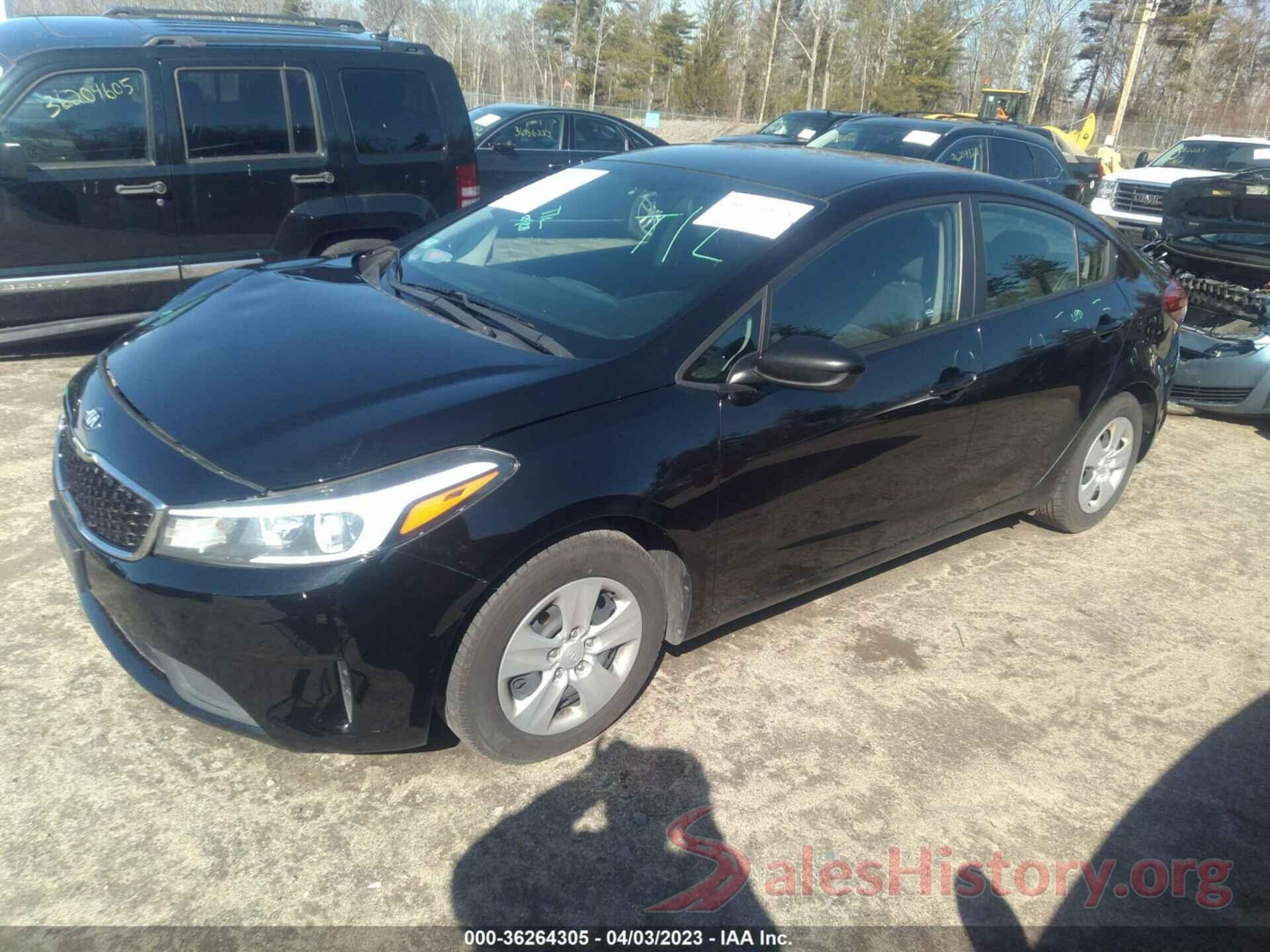 3KPFK4A71JE246975 2018 KIA FORTE