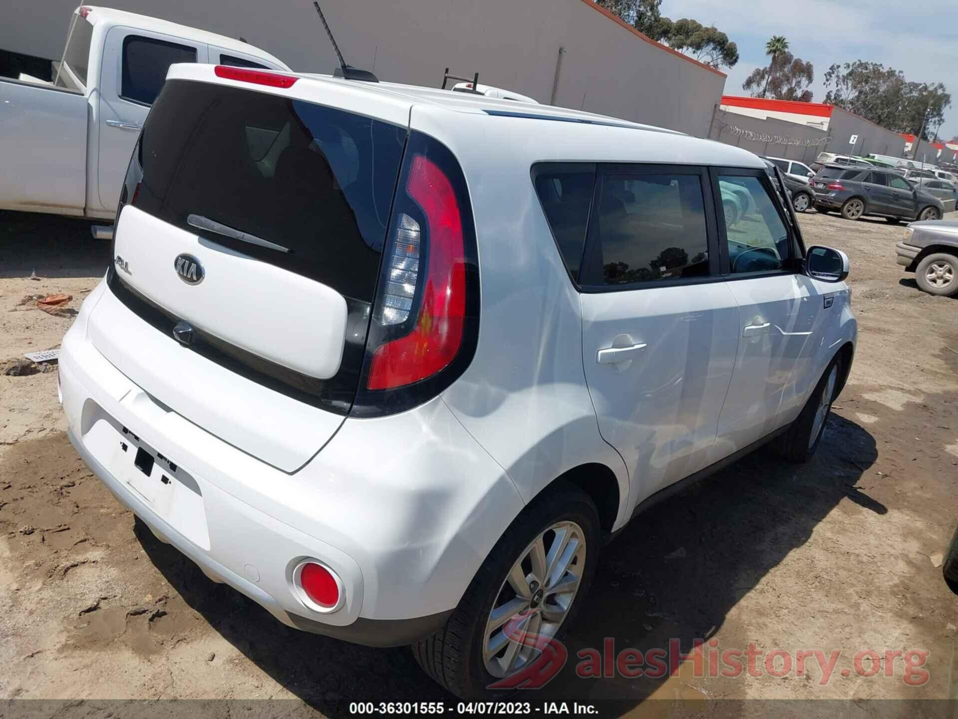 KNDJP3A53J7595642 2018 KIA SOUL