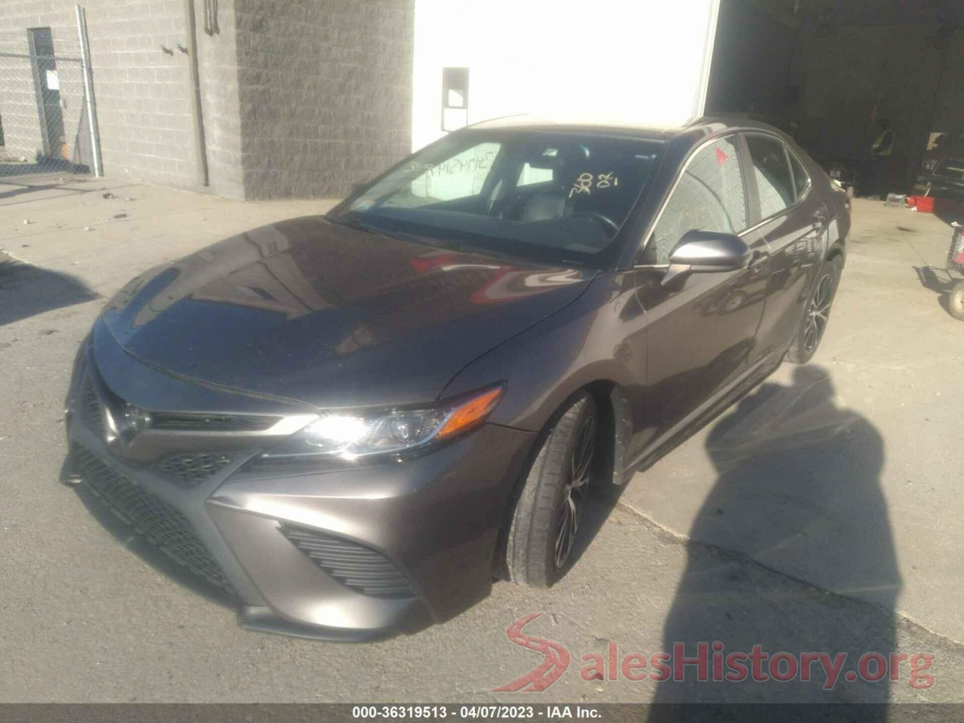 4T1B11HK0JU120355 2018 TOYOTA CAMRY