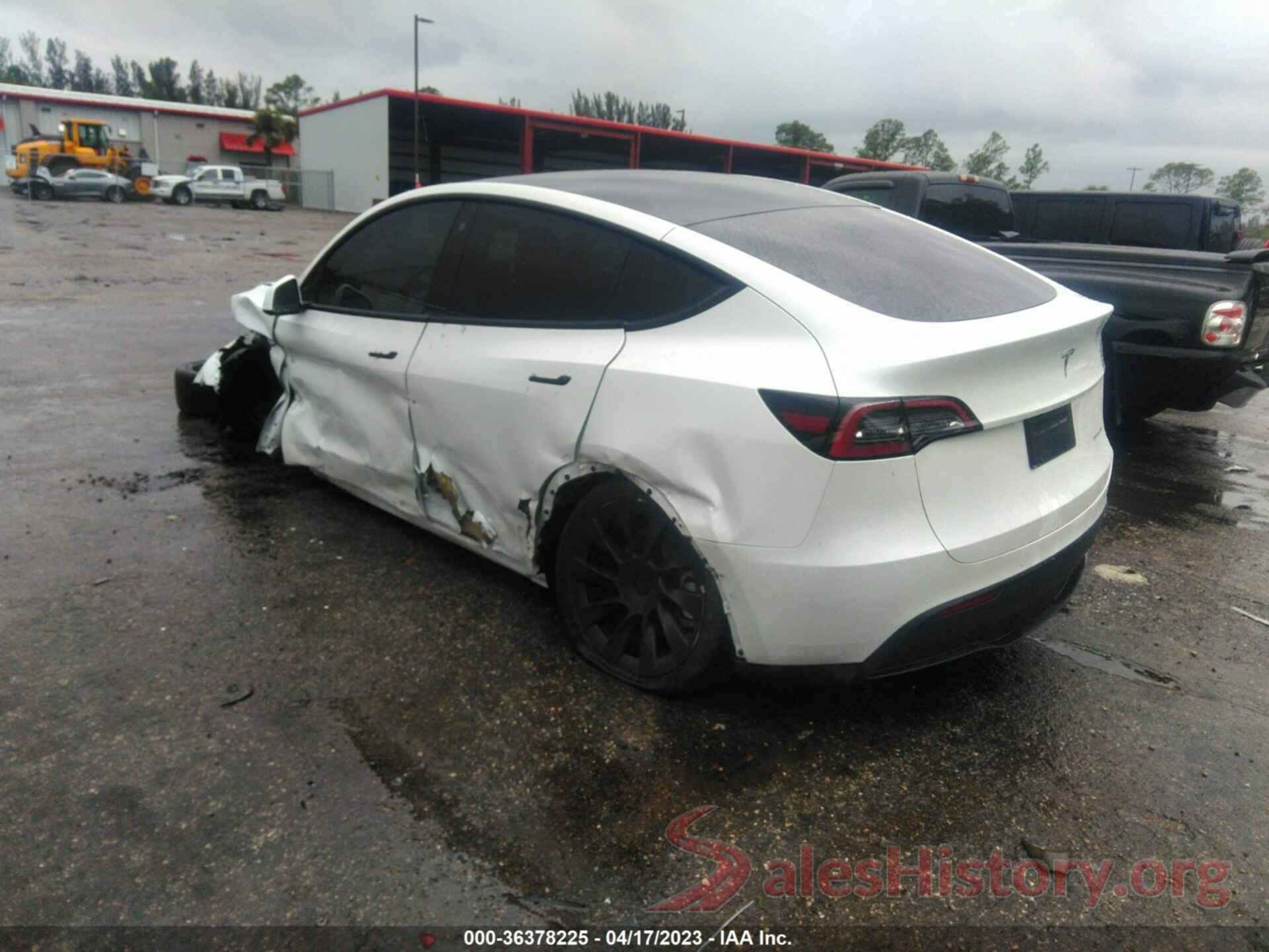 7SAYGDEE2NF311144 2022 TESLA MODEL Y